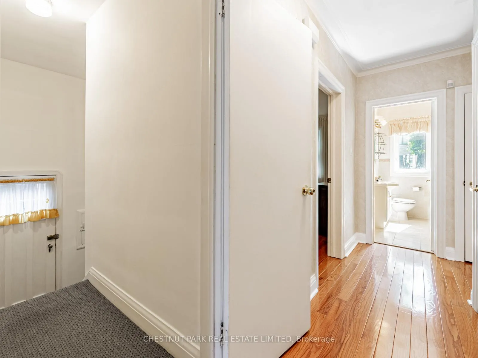 Photo 16 of 397 Cortleigh Boulevard, Toronto, Bedford Park-Nortown — HOMEH