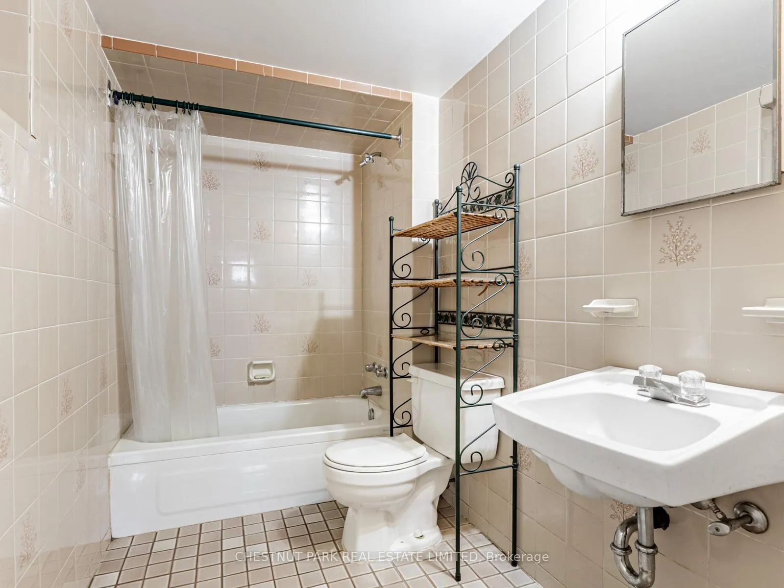 Photo 26 of 397 Cortleigh Boulevard, Toronto, Bedford Park-Nortown — HOMEH