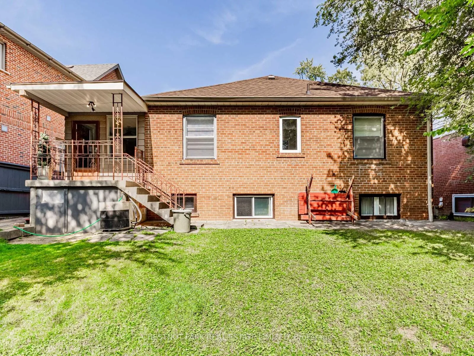 Photo 36 of 397 Cortleigh Boulevard, Toronto, Bedford Park-Nortown — HOMEH