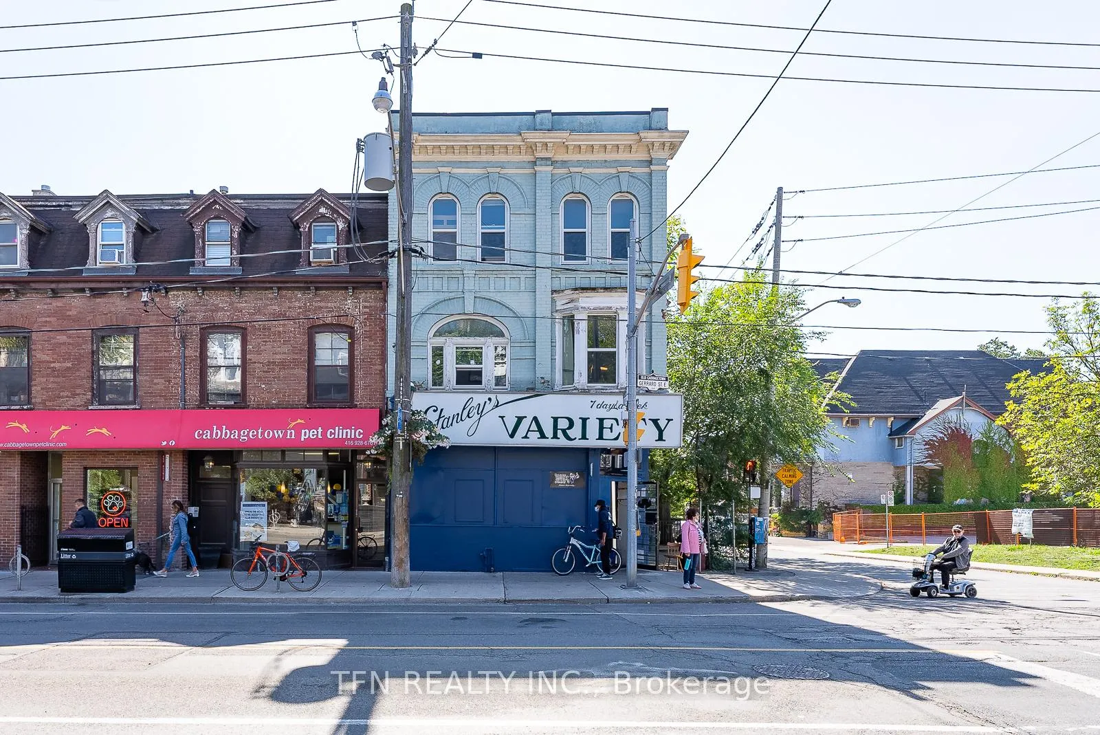 Photo 4 of 237 Gerrard Street E, Toronto, Cabbagetown-South St. James Town — HOMEH