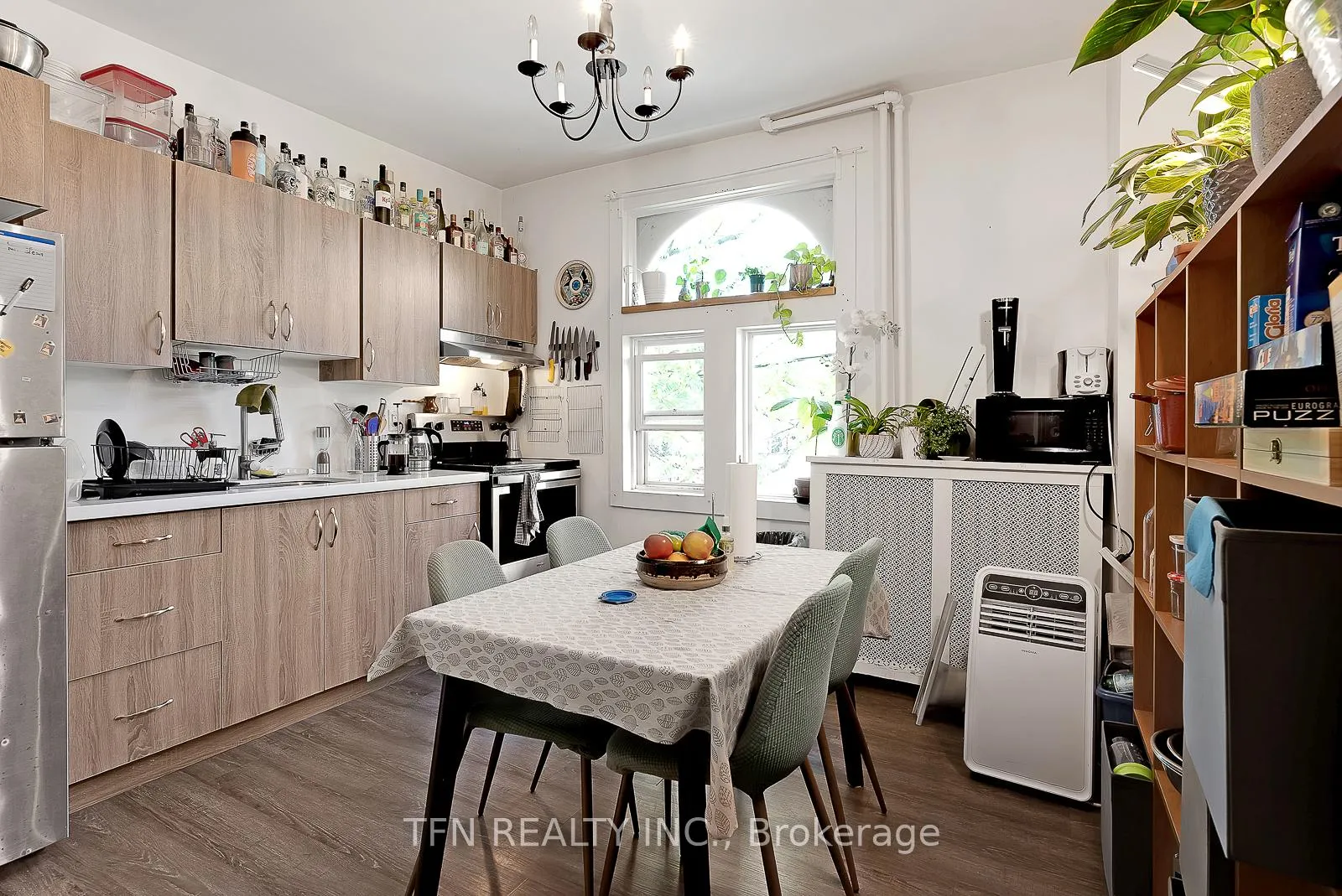 Photo 12 of 237 Gerrard Street E, Toronto, Cabbagetown-South St. James Town — HOMEH
