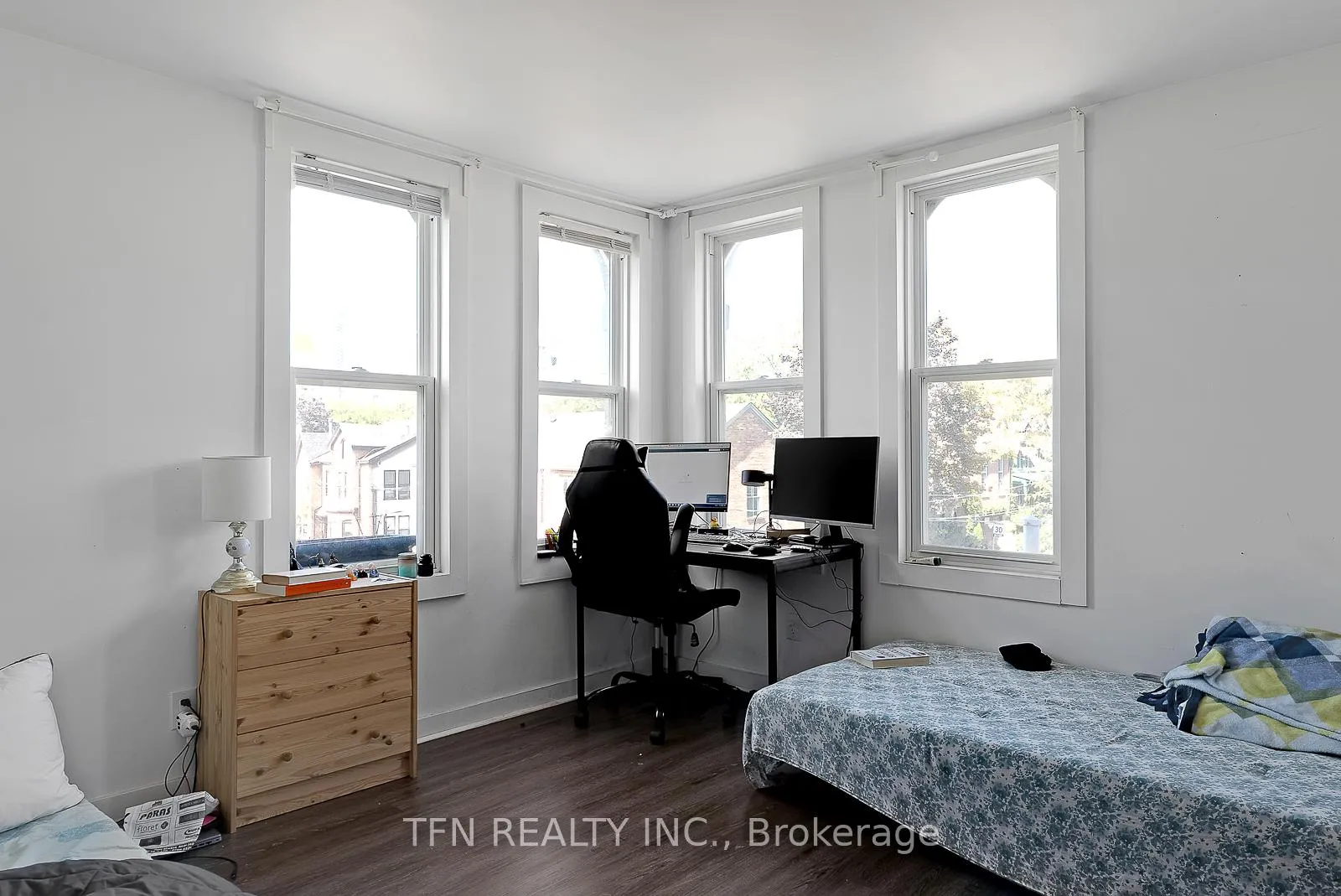 Photo 43 of 237 Gerrard Street E, Toronto, Cabbagetown-South St. James Town — HOMEH
