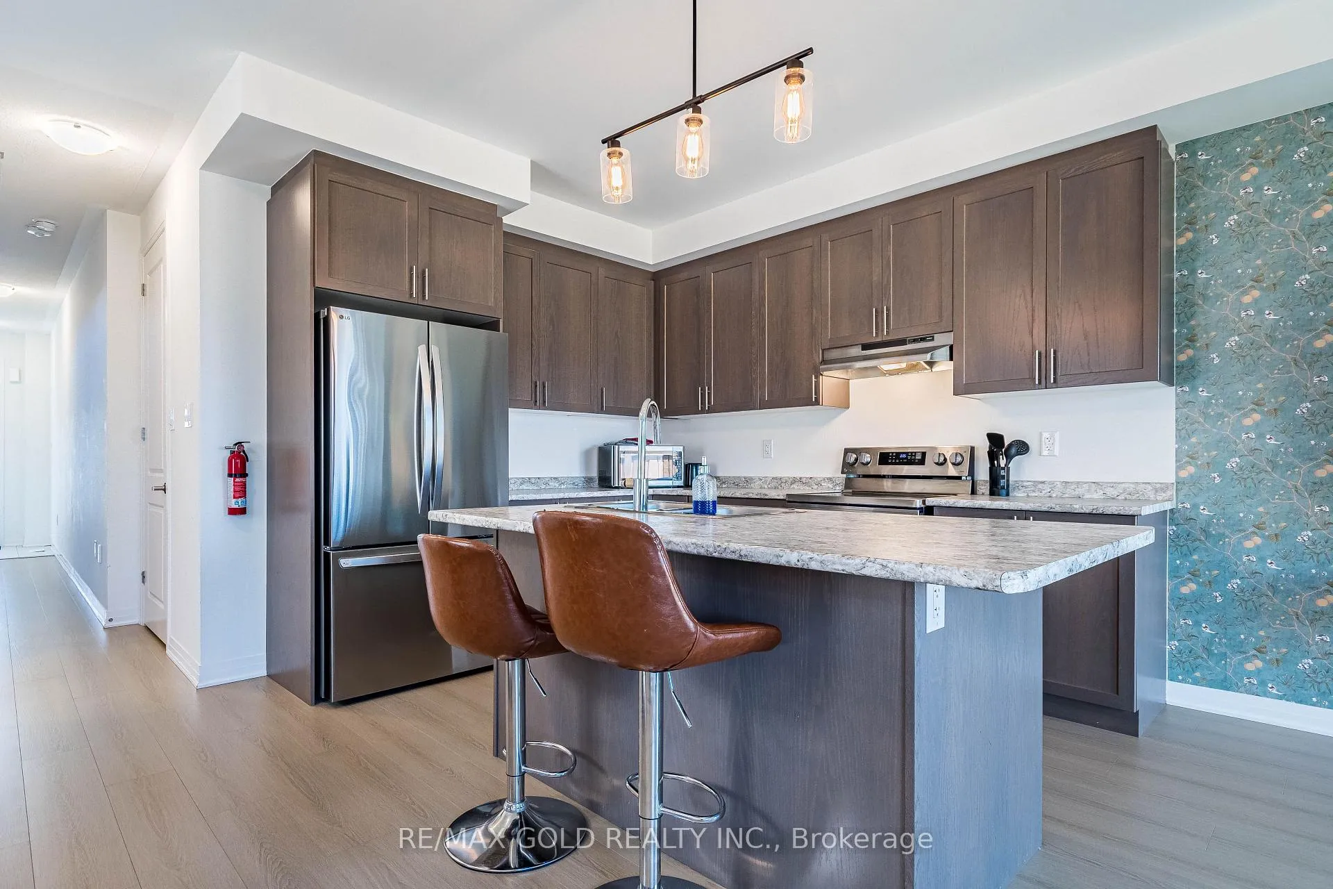 Photo 7 of 89 Sagewood Avenue, Barrie, Painswick South — HOMEH