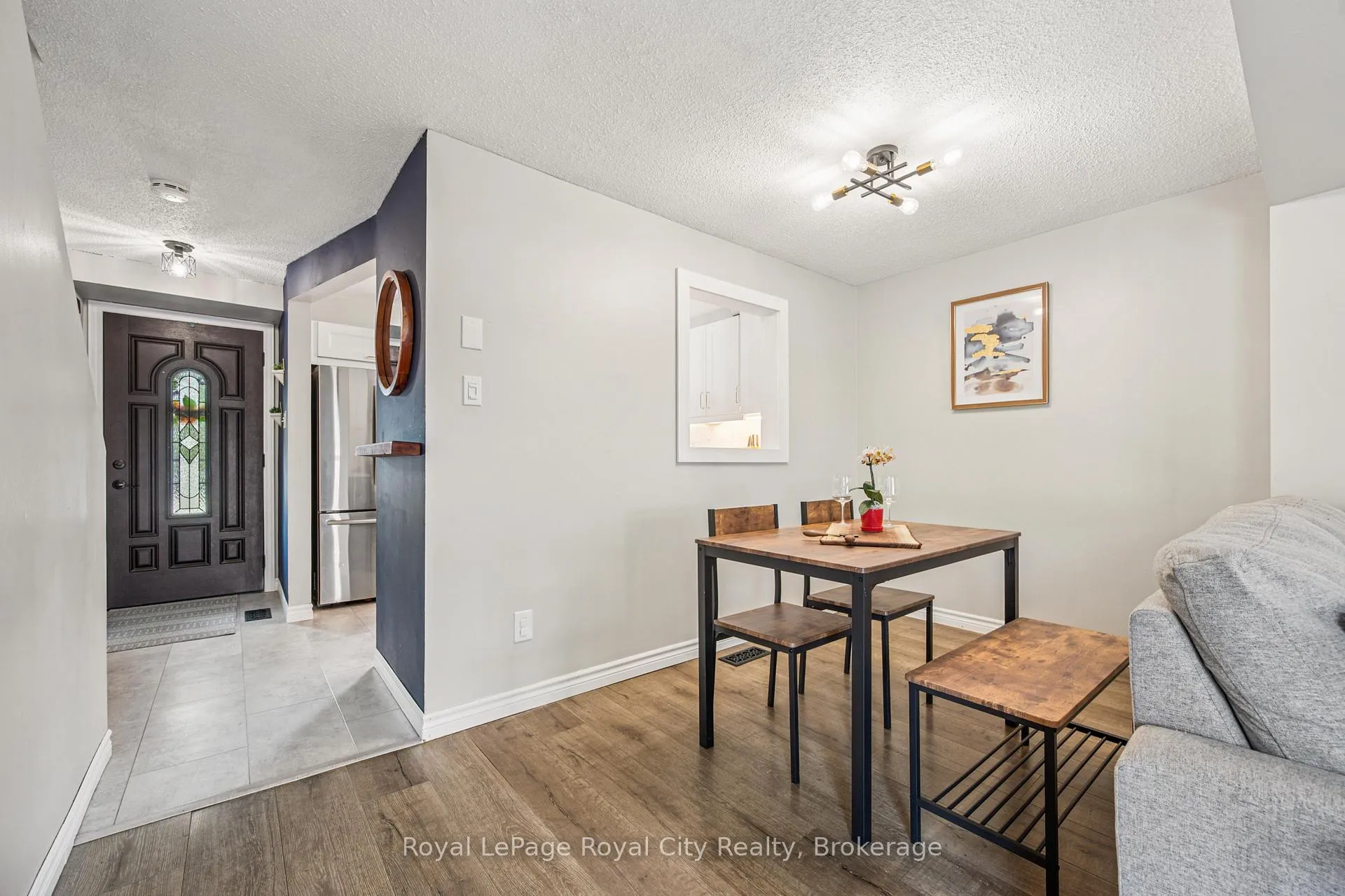 Photo 9 of 1 Koch Drive W, Guelph, Kortright West — HOMEH