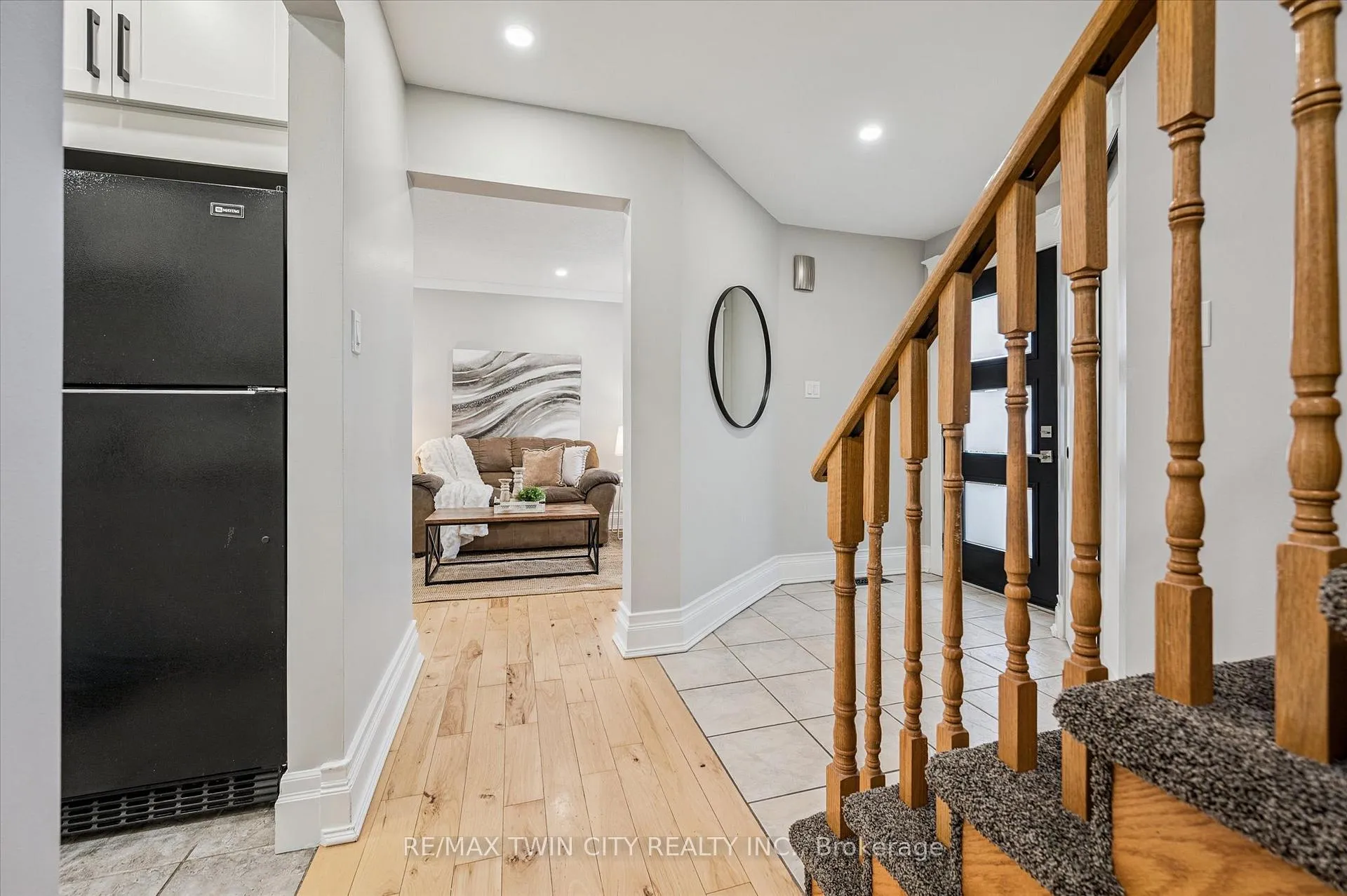 Photo 7 of 55 Enfield Drive, Cambridge — HOMEH
