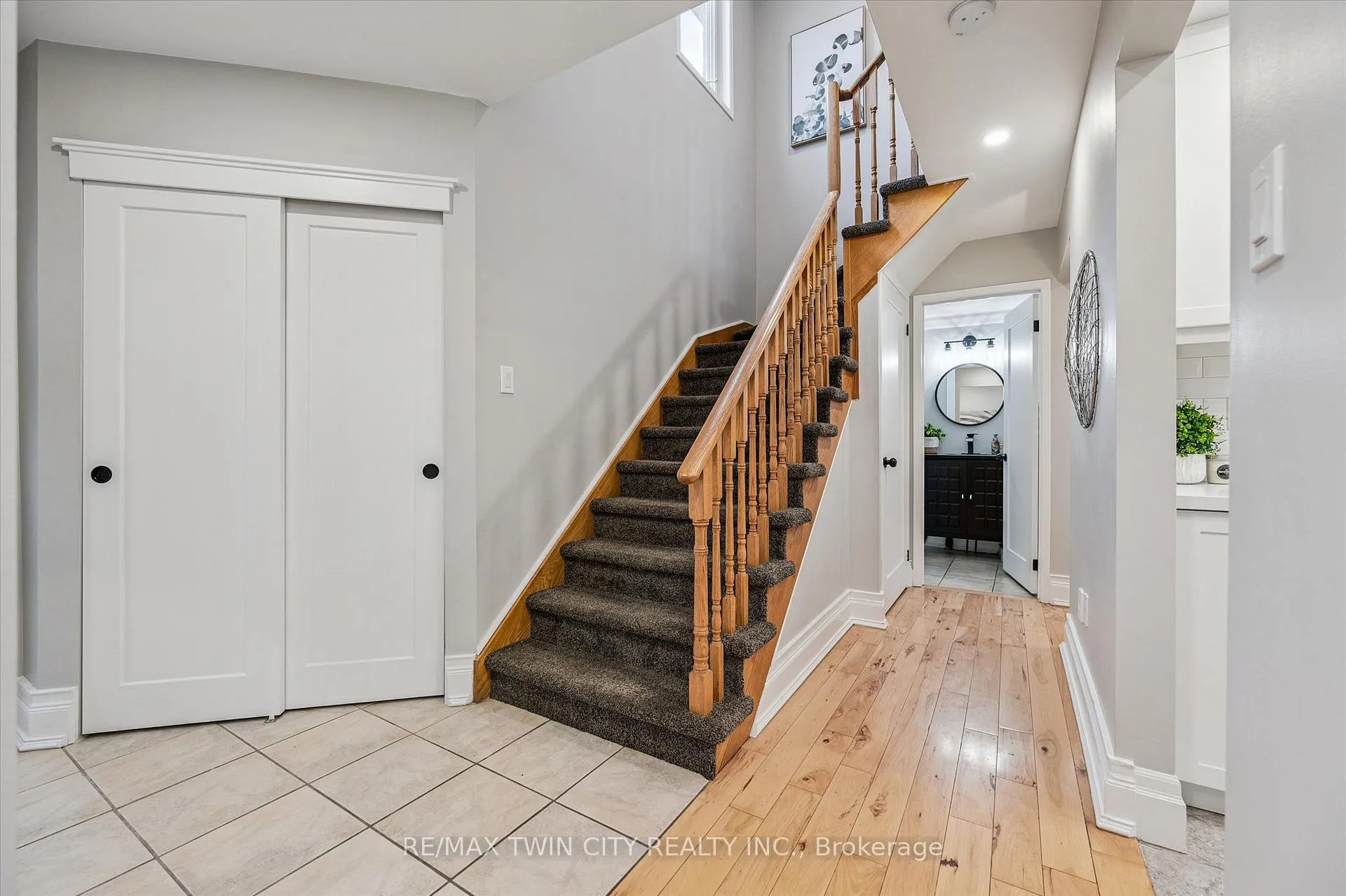 Photo 8 of 55 Enfield Drive, Cambridge — HOMEH