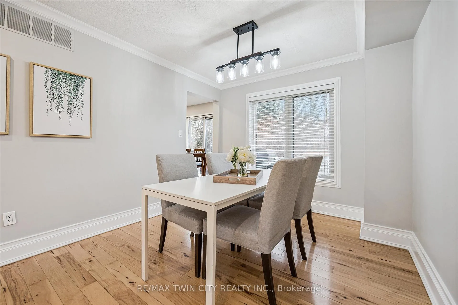 Photo 13 of 55 Enfield Drive, Cambridge — HOMEH