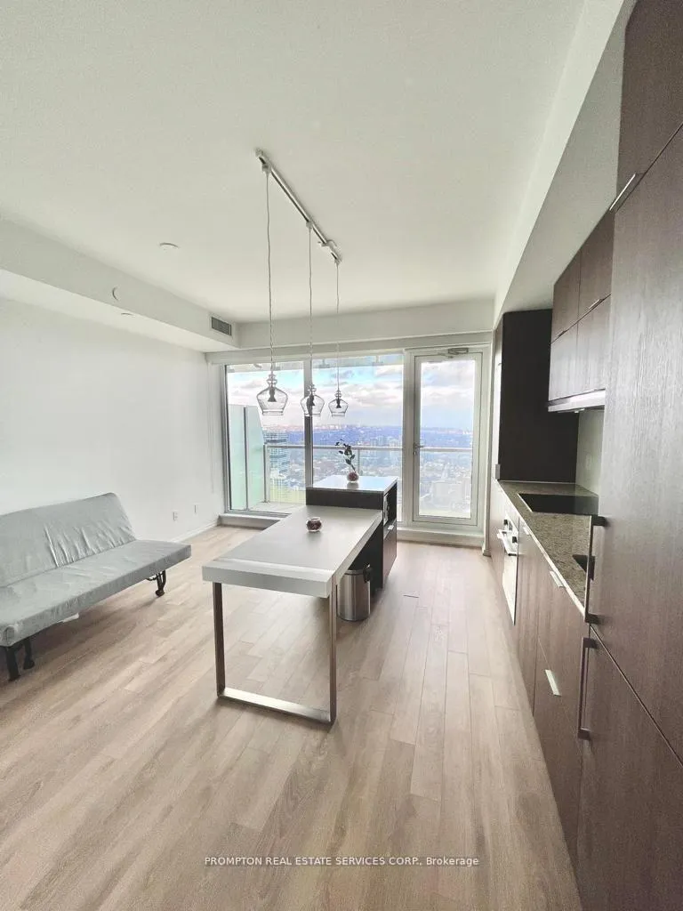 Photo 5 of Unit 5303, 197 Yonge Street, Toronto, Church-Yonge Corridor — HOMEH