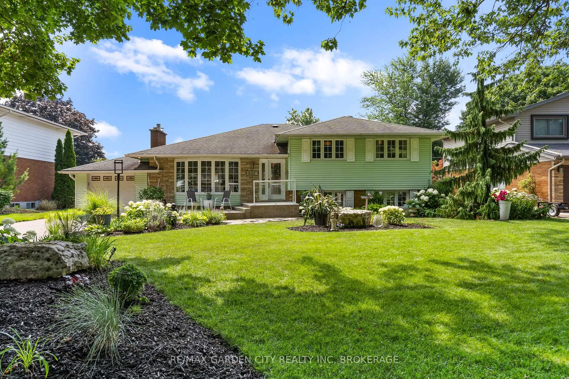 Front of 227 Riverview Boulevard