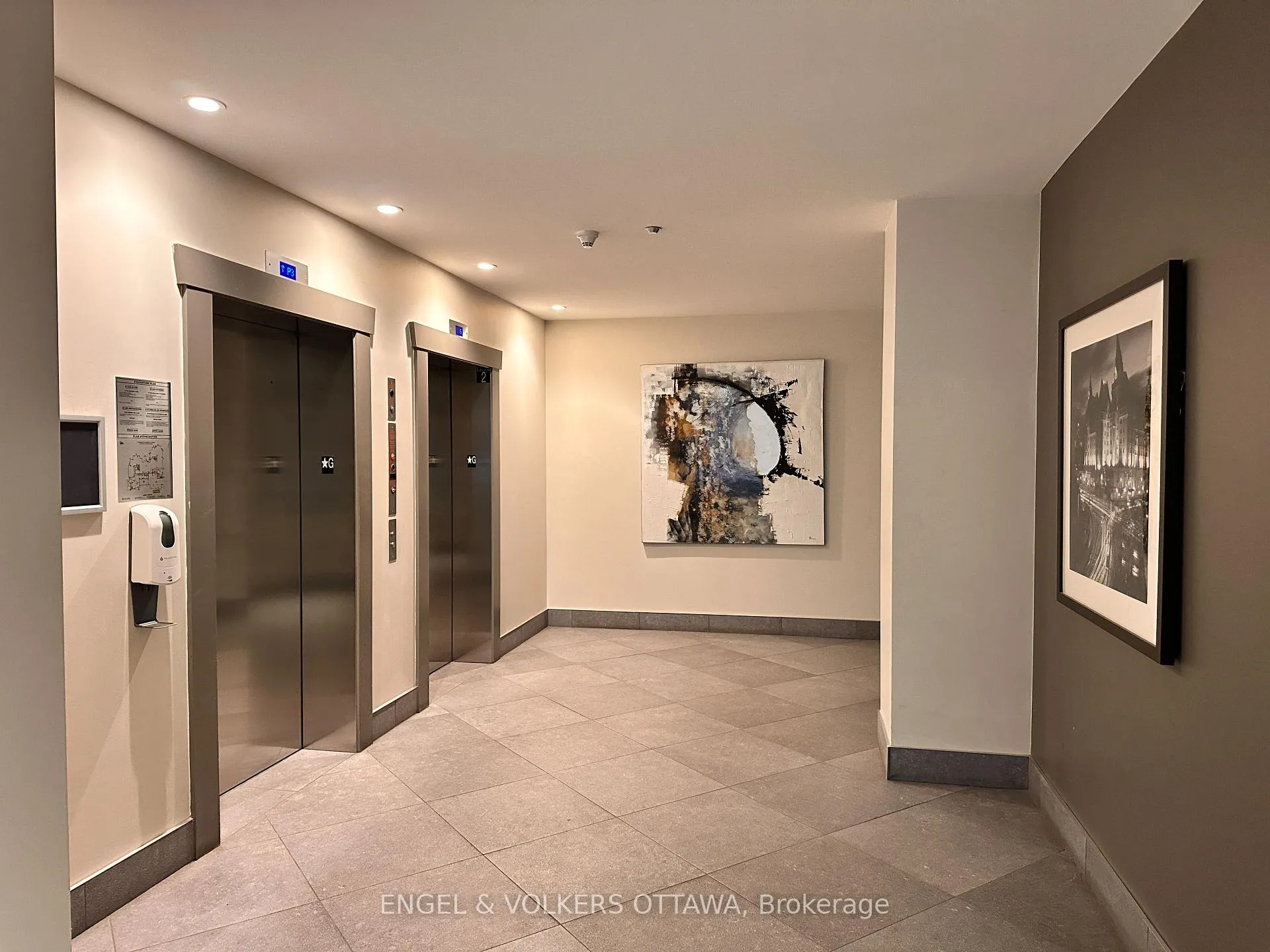 Photo 7 of Unit 420, 7 Marquette Avenue, Ottawa, Vanier — HOMEH