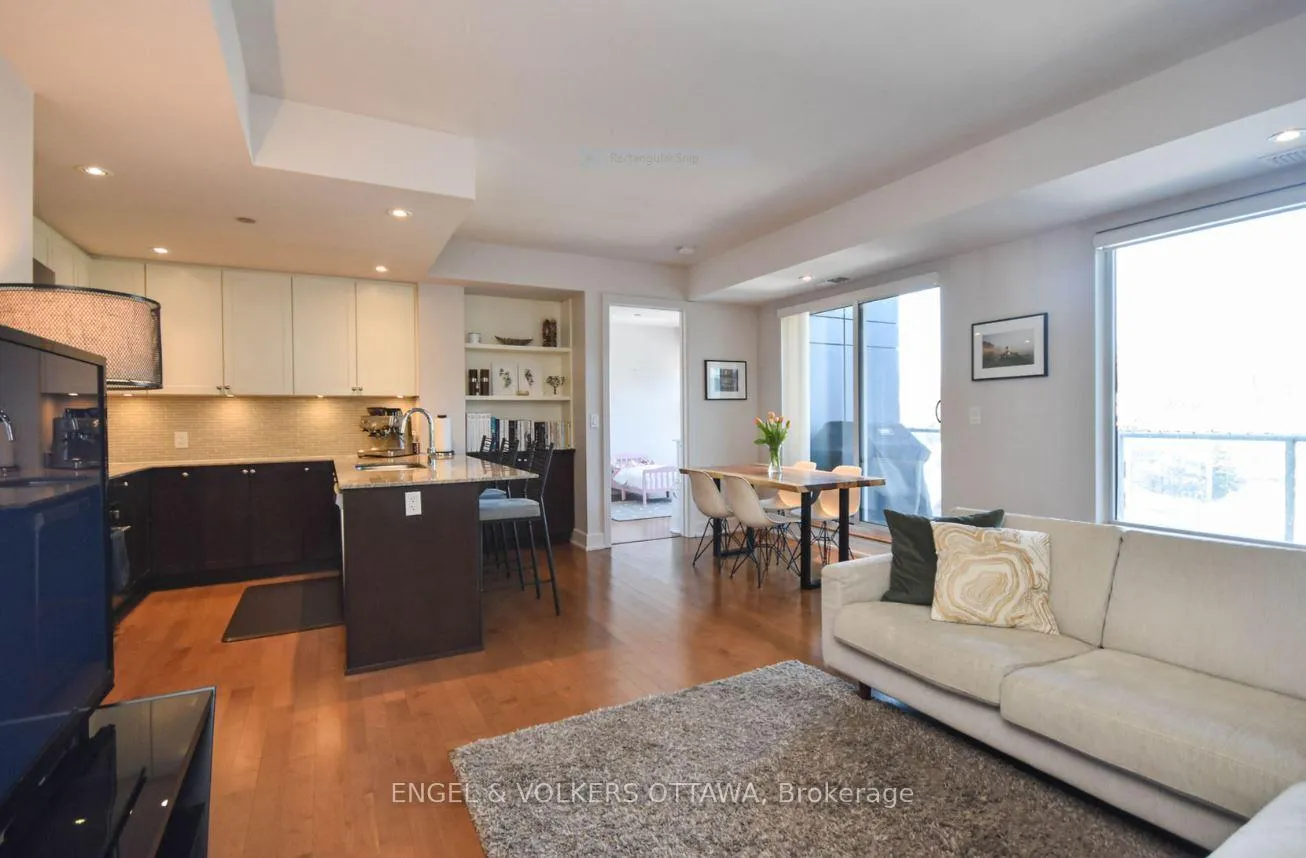 Photo 8 of Unit 420, 7 Marquette Avenue, Ottawa, Vanier — HOMEH