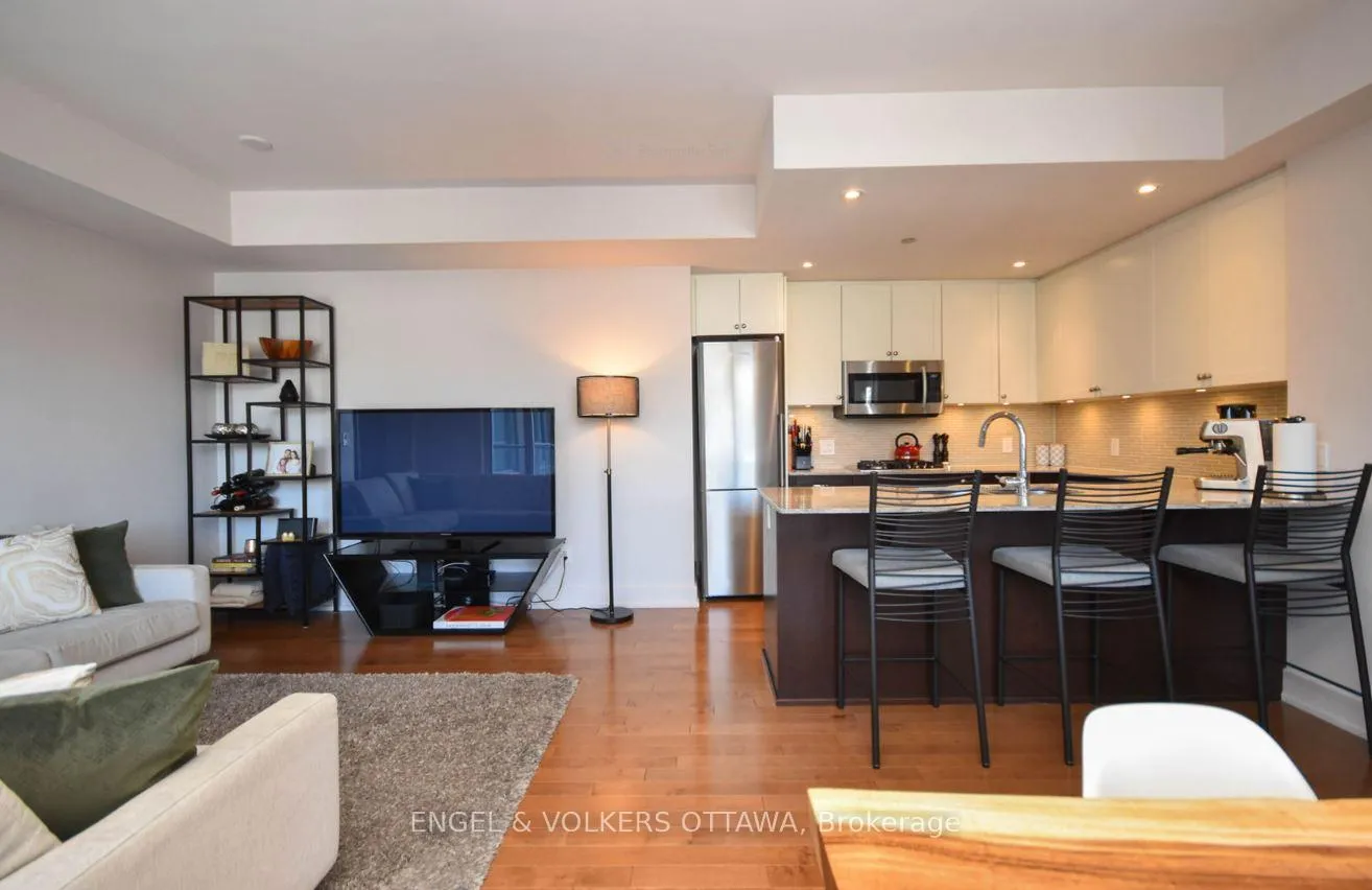 Photo 9 of Unit 420, 7 Marquette Avenue, Ottawa, Vanier — HOMEH