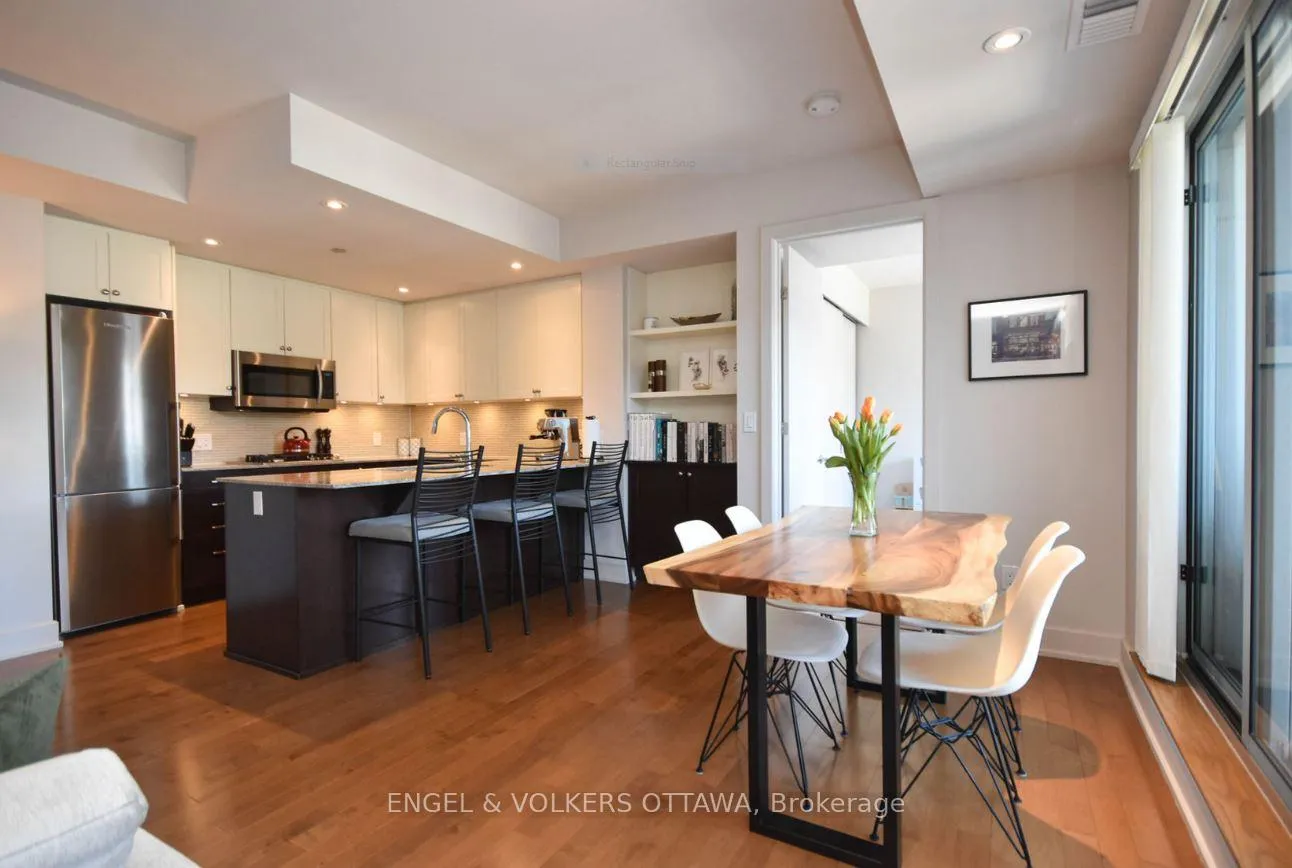 Photo 10 of Unit 420, 7 Marquette Avenue, Ottawa, Vanier — HOMEH