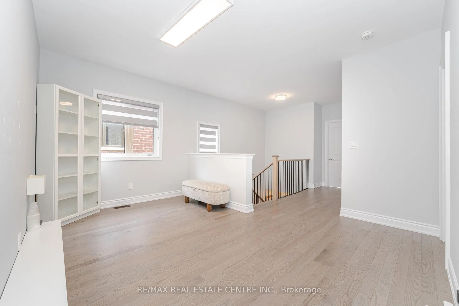 Photo 21 of 37 Periwinkle Road, Springwater, Midhurst — HOMEH