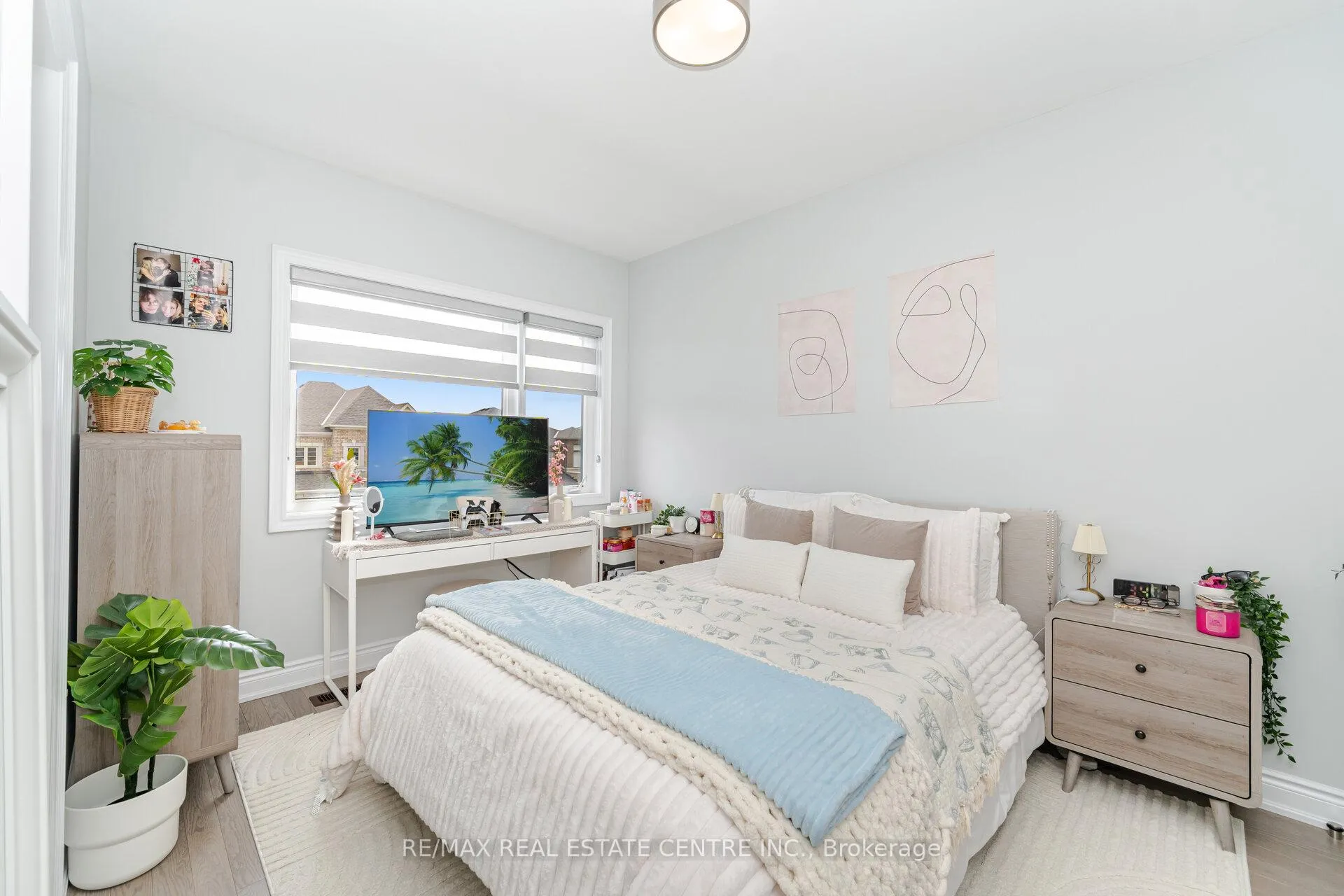 Photo 33 of 37 Periwinkle Road, Springwater, Midhurst — HOMEH