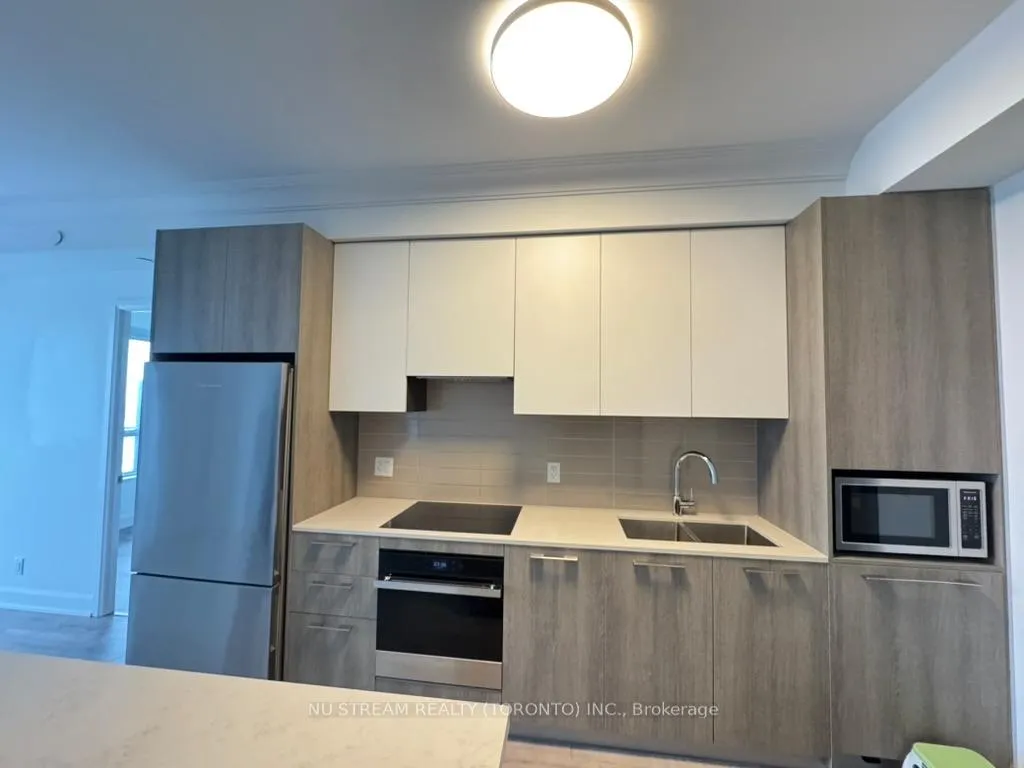 Photo 3 of Unit 3702, 8 Water Walk Drive, Markham, Unionville — HOMEH