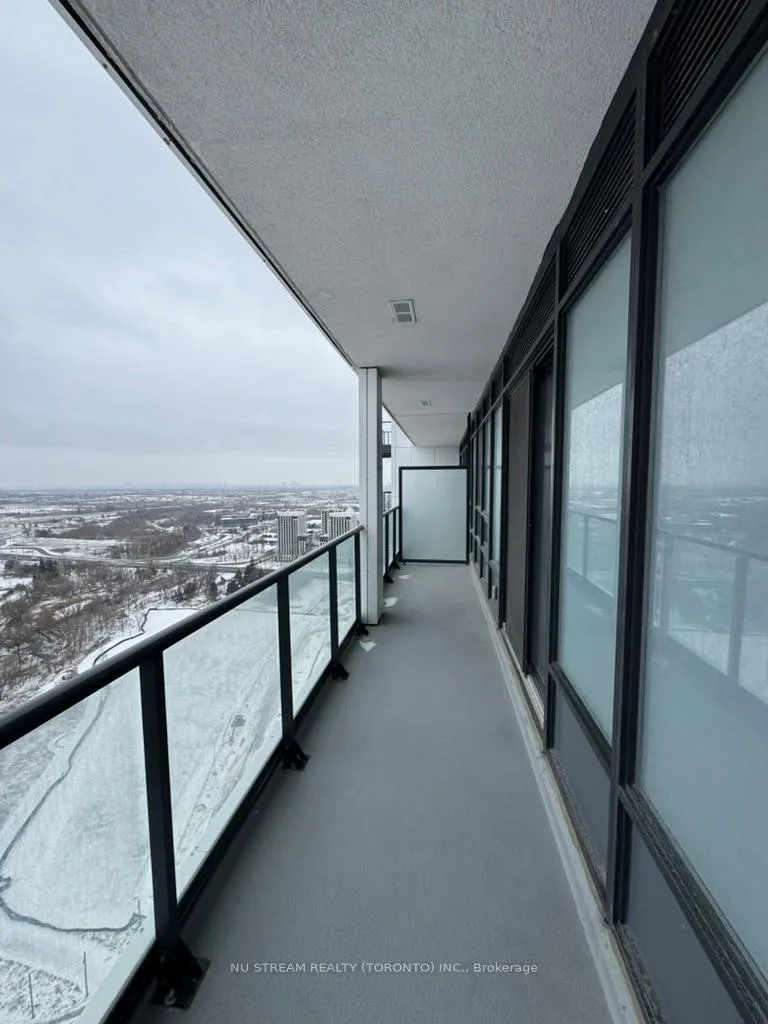 Photo 11 of Unit 3702, 8 Water Walk Drive, Markham, Unionville — HOMEH