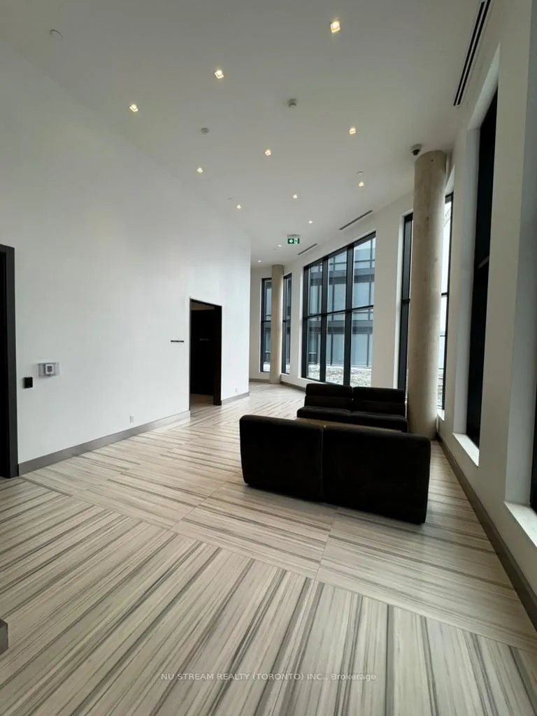 Photo 20 of Unit 3702, 8 Water Walk Drive, Markham, Unionville — HOMEH