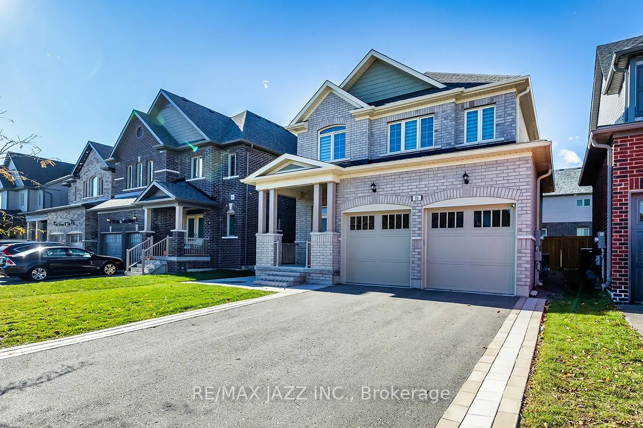 Photo 2 of 10 Thomas Bird Street, Clarington, Bowmanville — HOMEH