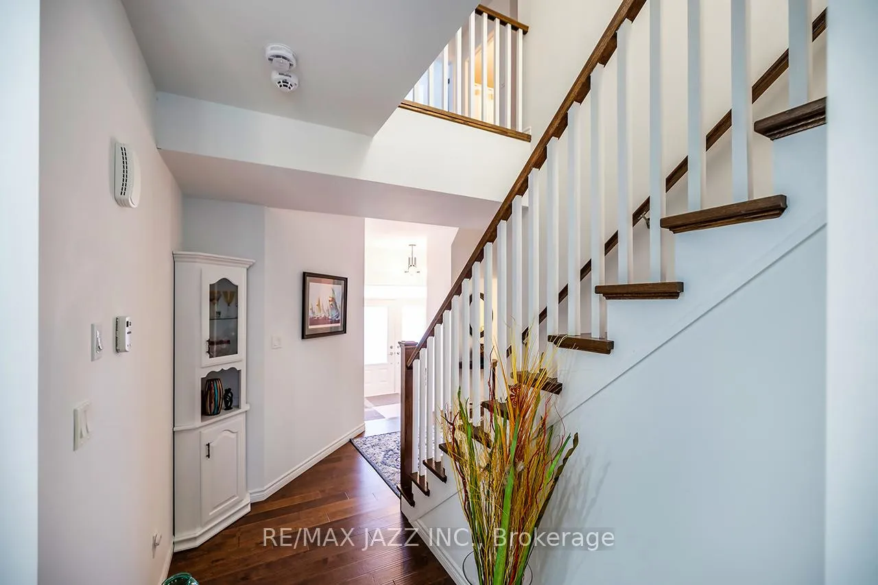 Photo 4 of 10 Thomas Bird Street, Clarington, Bowmanville — HOMEH