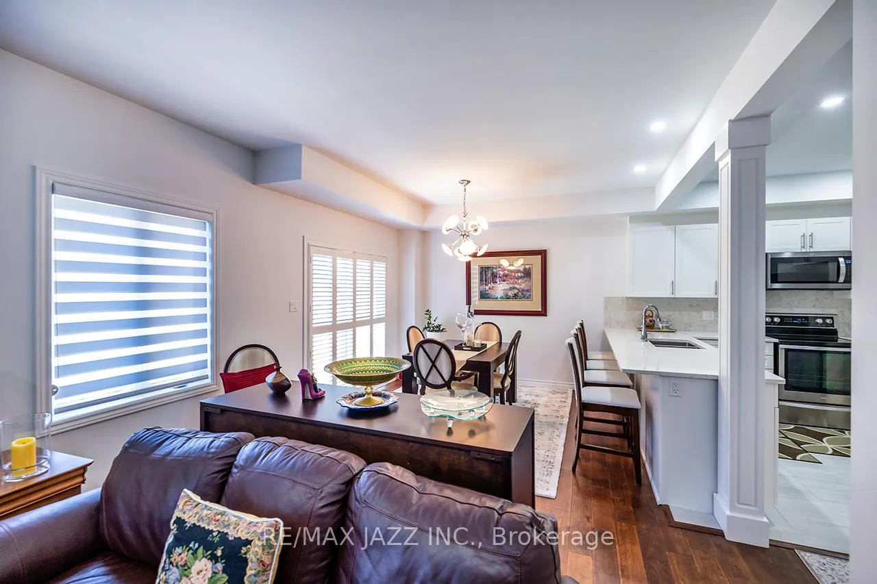 Photo 21 of 10 Thomas Bird Street, Clarington, Bowmanville — HOMEH