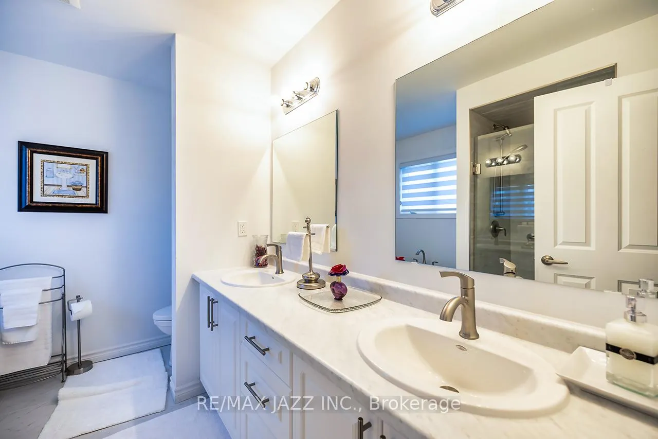 Photo 27 of 10 Thomas Bird Street, Clarington, Bowmanville — HOMEH