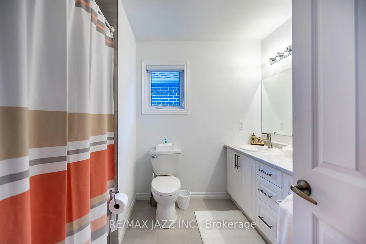 Photo 34 of 10 Thomas Bird Street, Clarington, Bowmanville — HOMEH