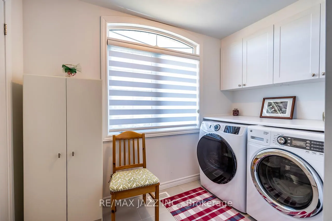Photo 35 of 10 Thomas Bird Street, Clarington, Bowmanville — HOMEH