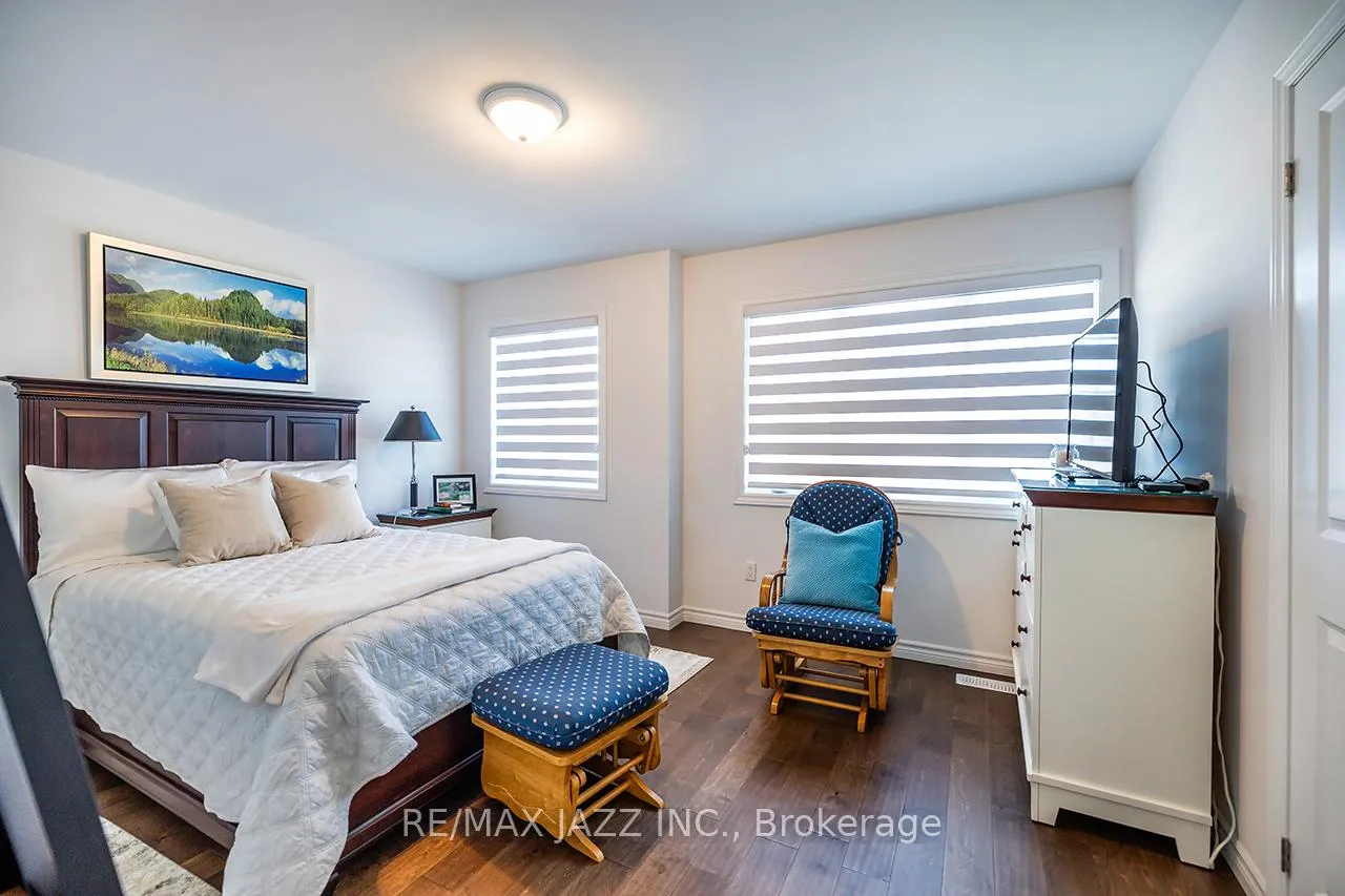 Photo 36 of 10 Thomas Bird Street, Clarington, Bowmanville — HOMEH