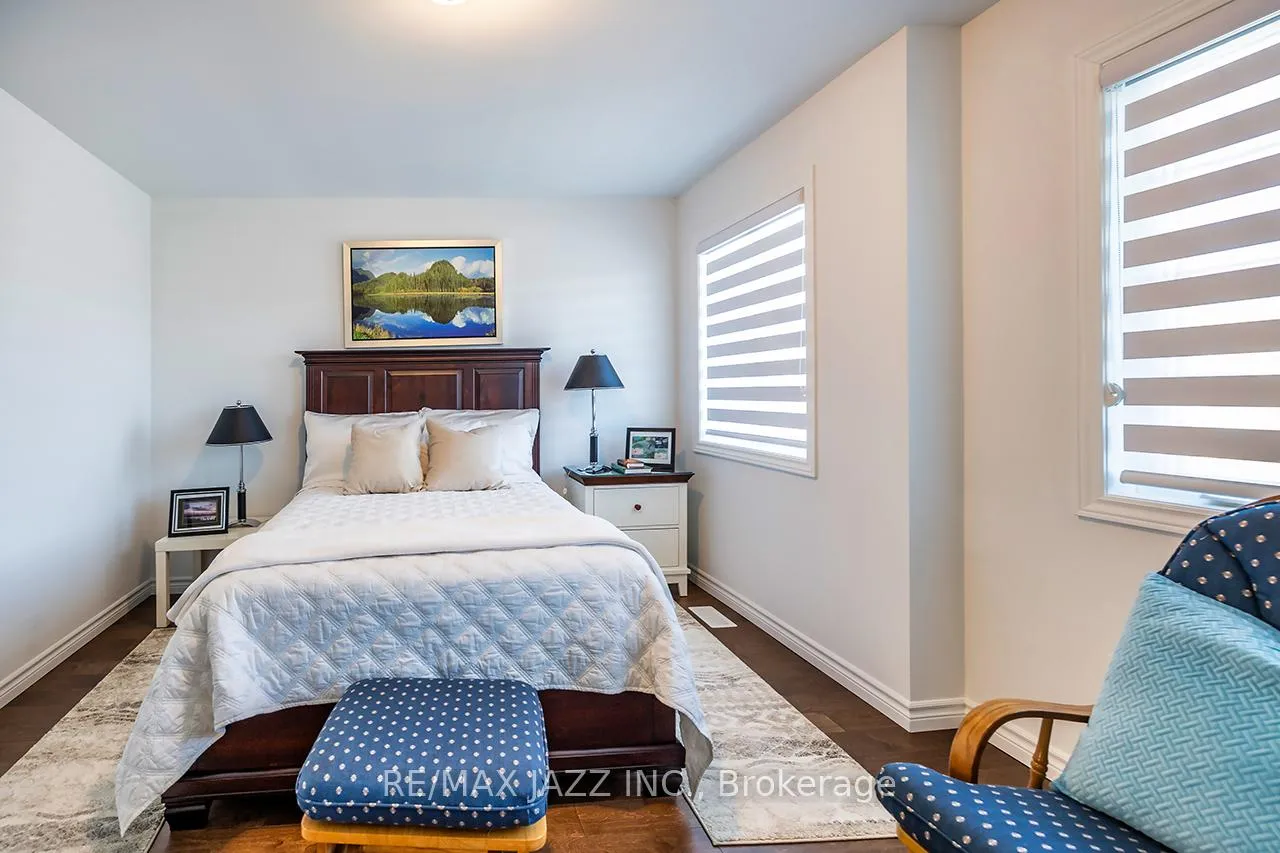 Photo 38 of 10 Thomas Bird Street, Clarington, Bowmanville — HOMEH