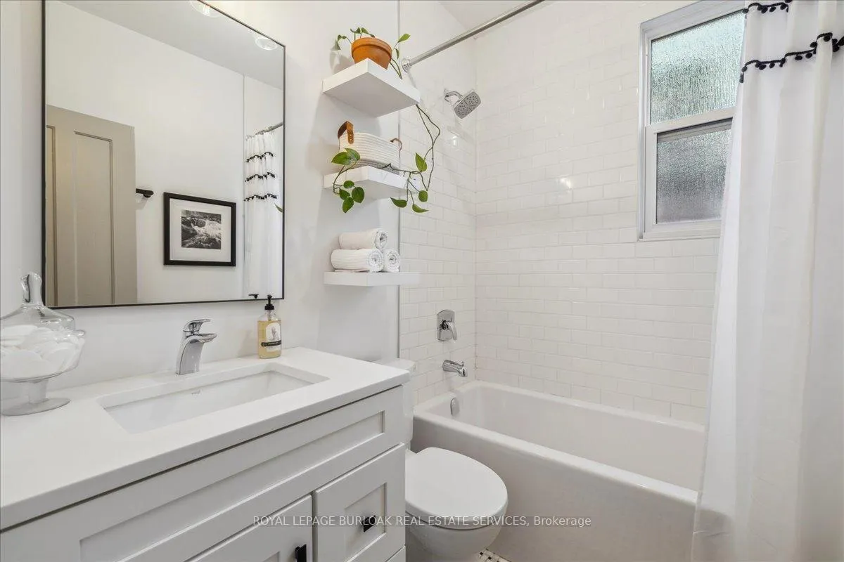 Photo 16 of 13 Reginald Street, Hamilton, Kirkendall — HOMEH