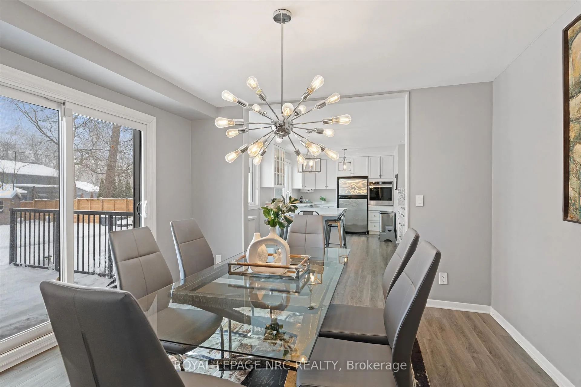 Photo 5 of 22 Briarfield Crescent, St. Catharines, Glendale/Glenridge — HOMEH