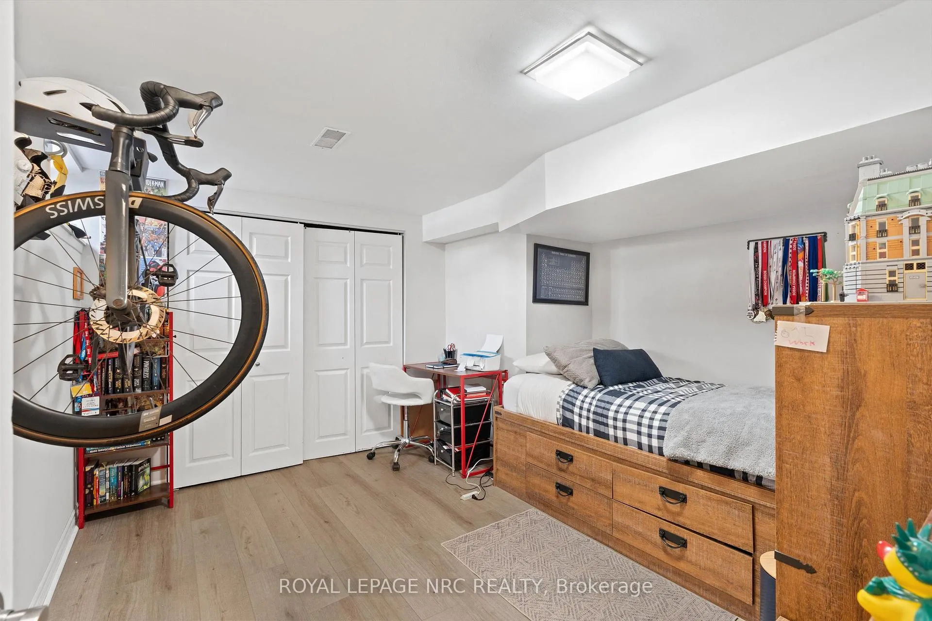 Photo 29 of 22 Briarfield Crescent, St. Catharines, Glendale/Glenridge — HOMEH