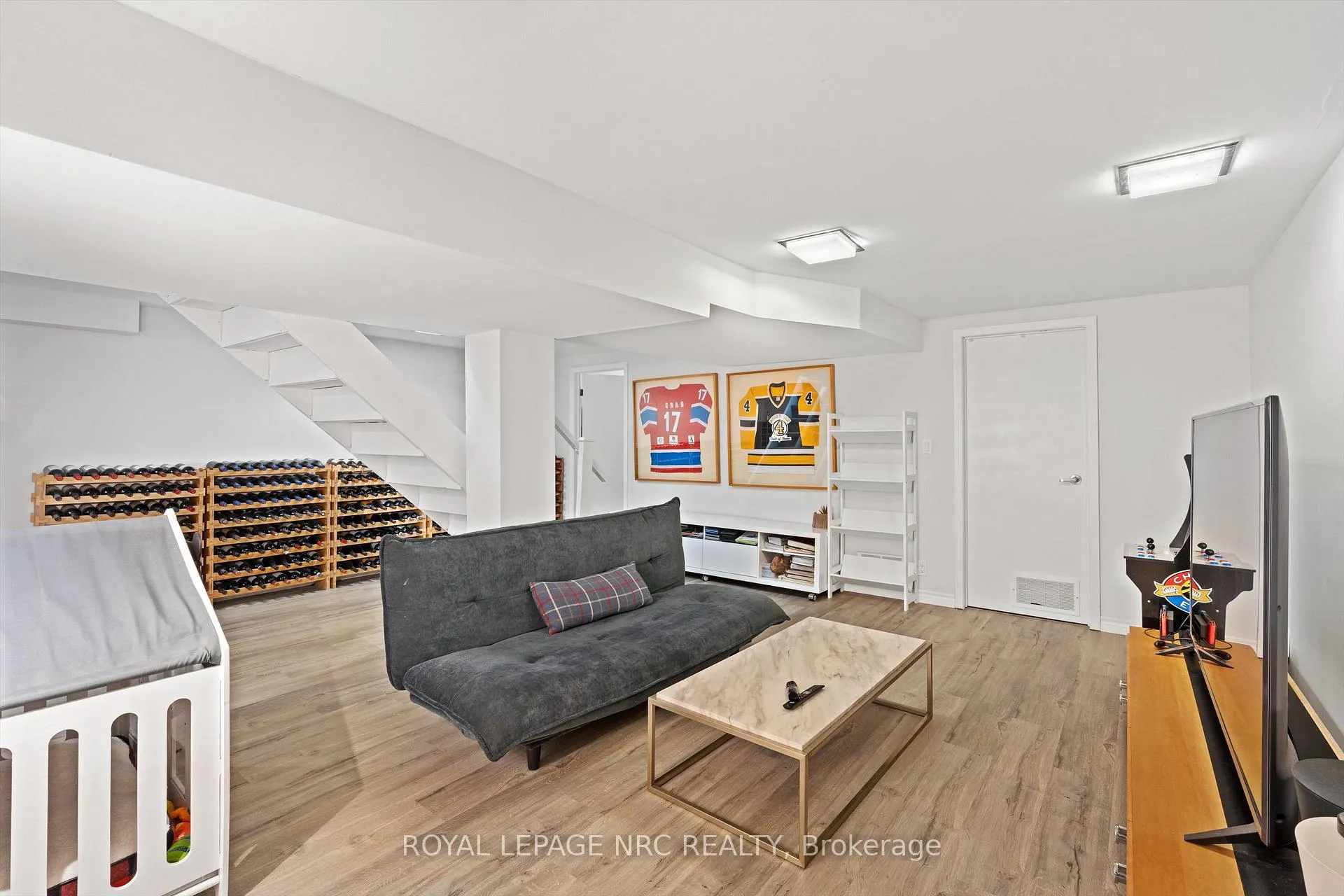 Photo 32 of 22 Briarfield Crescent, St. Catharines, Glendale/Glenridge — HOMEH