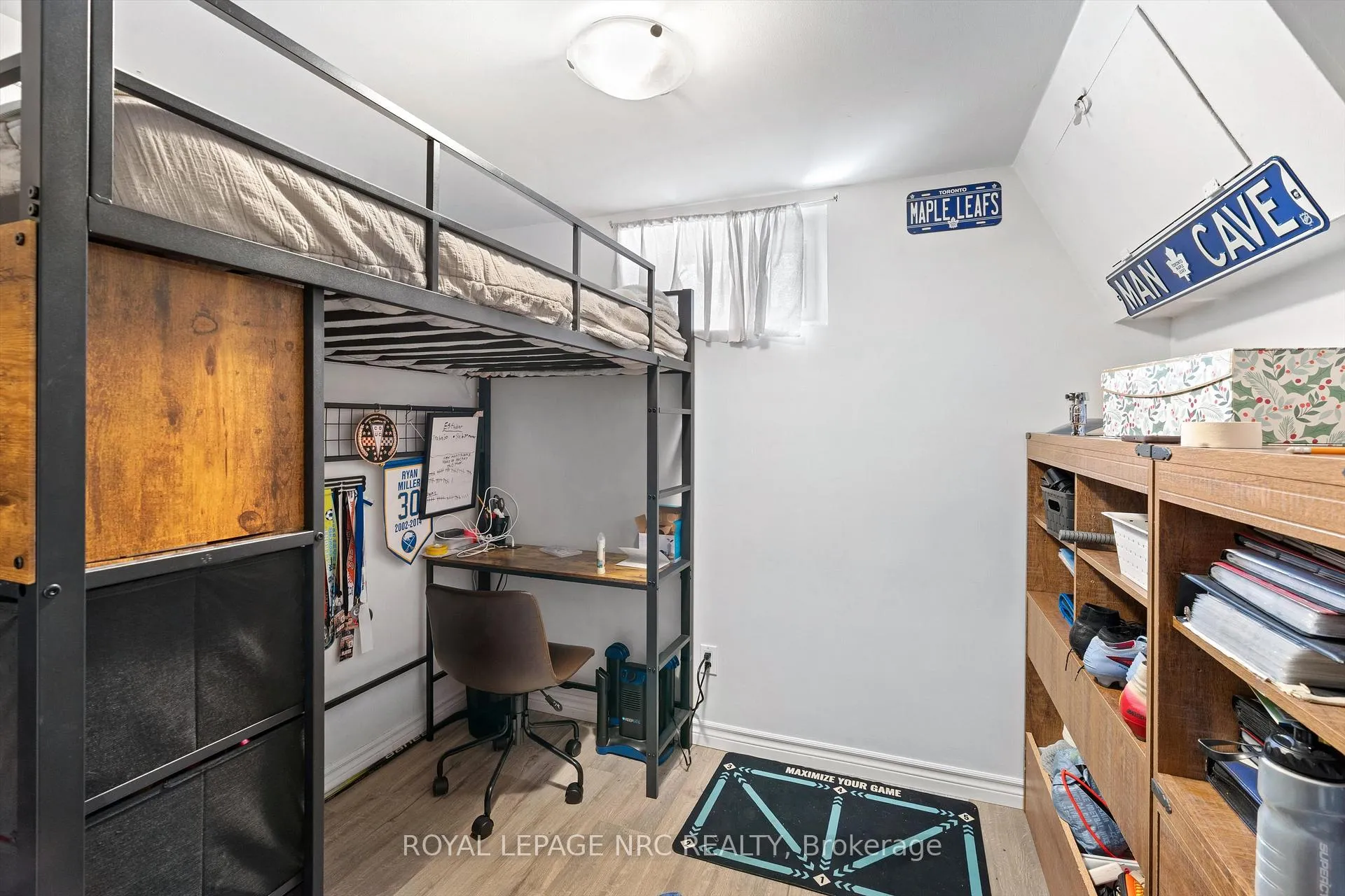 Photo 33 of 22 Briarfield Crescent, St. Catharines, Glendale/Glenridge — HOMEH