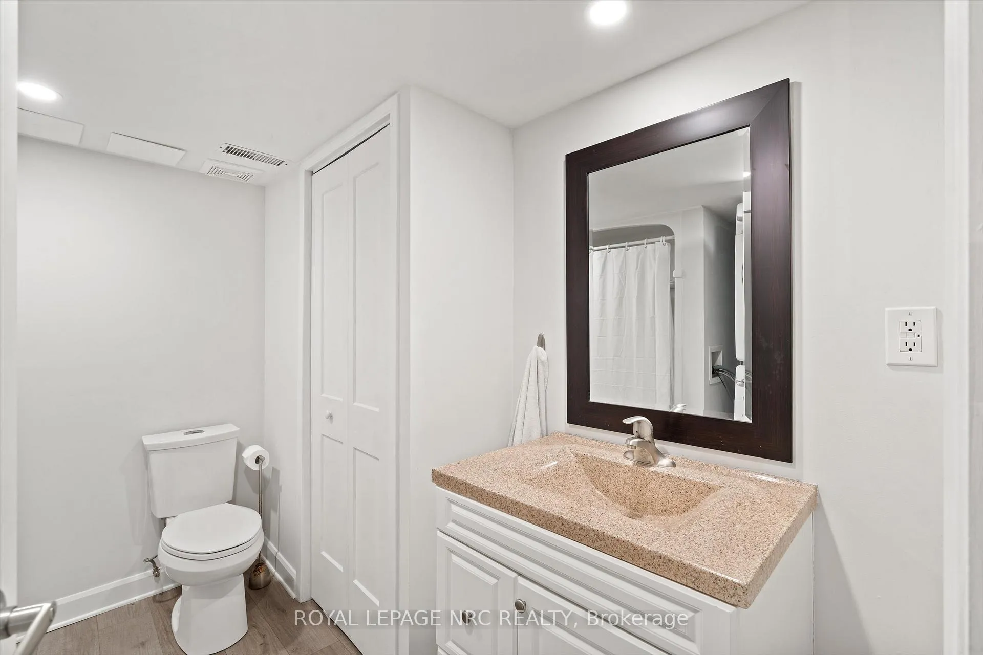 Photo 34 of 22 Briarfield Crescent, St. Catharines, Glendale/Glenridge — HOMEH