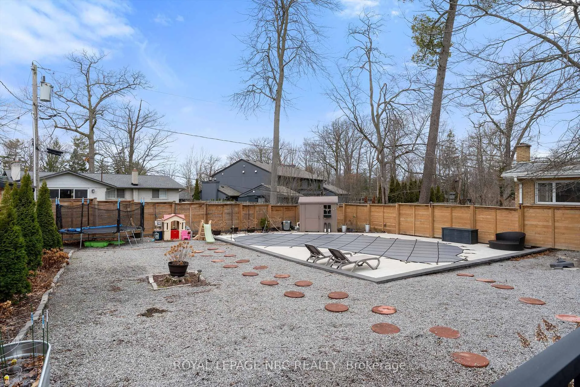 Photo 42 of 22 Briarfield Crescent, St. Catharines, Glendale/Glenridge — HOMEH