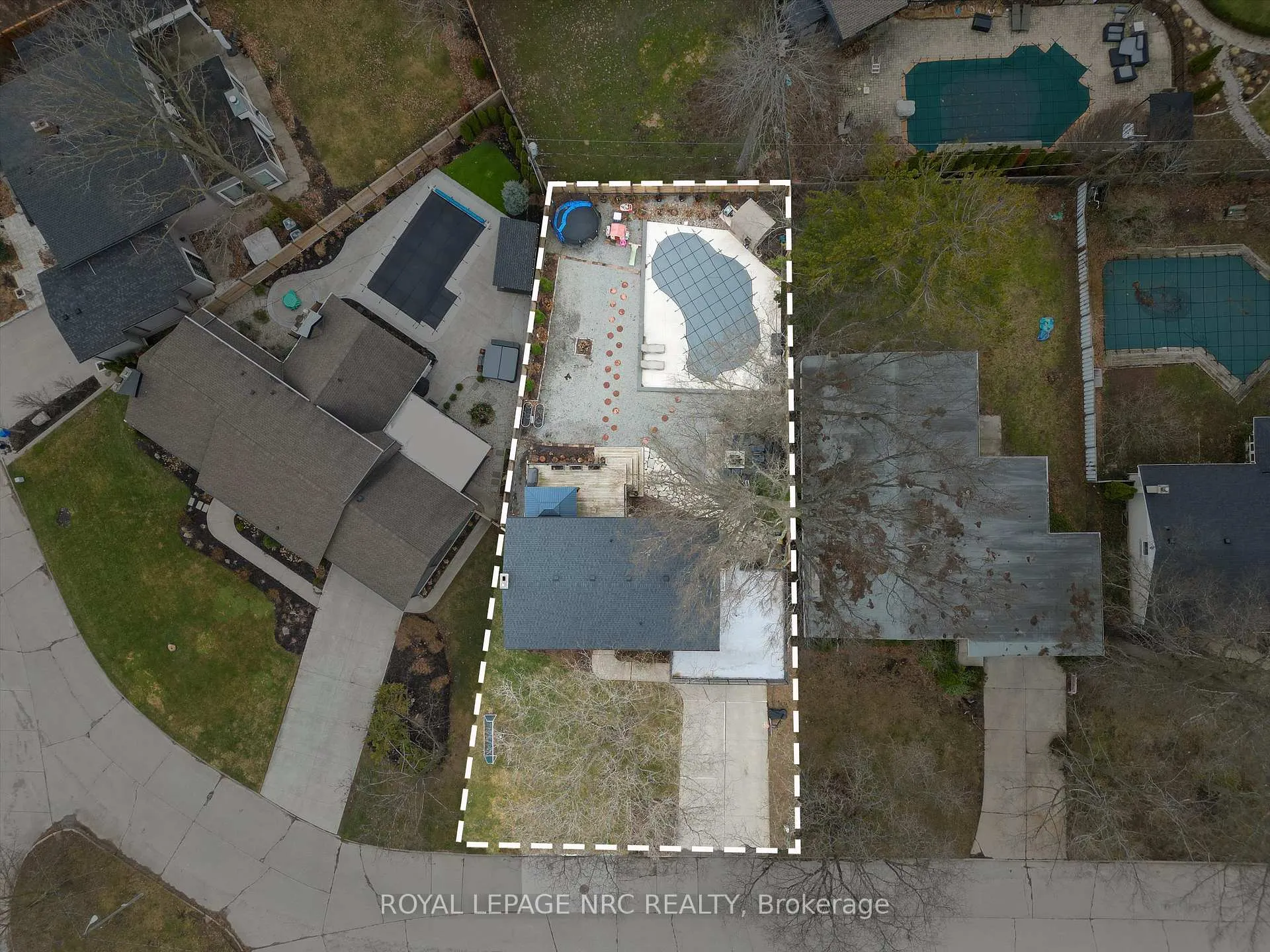 Photo 46 of 22 Briarfield Crescent, St. Catharines, Glendale/Glenridge — HOMEH