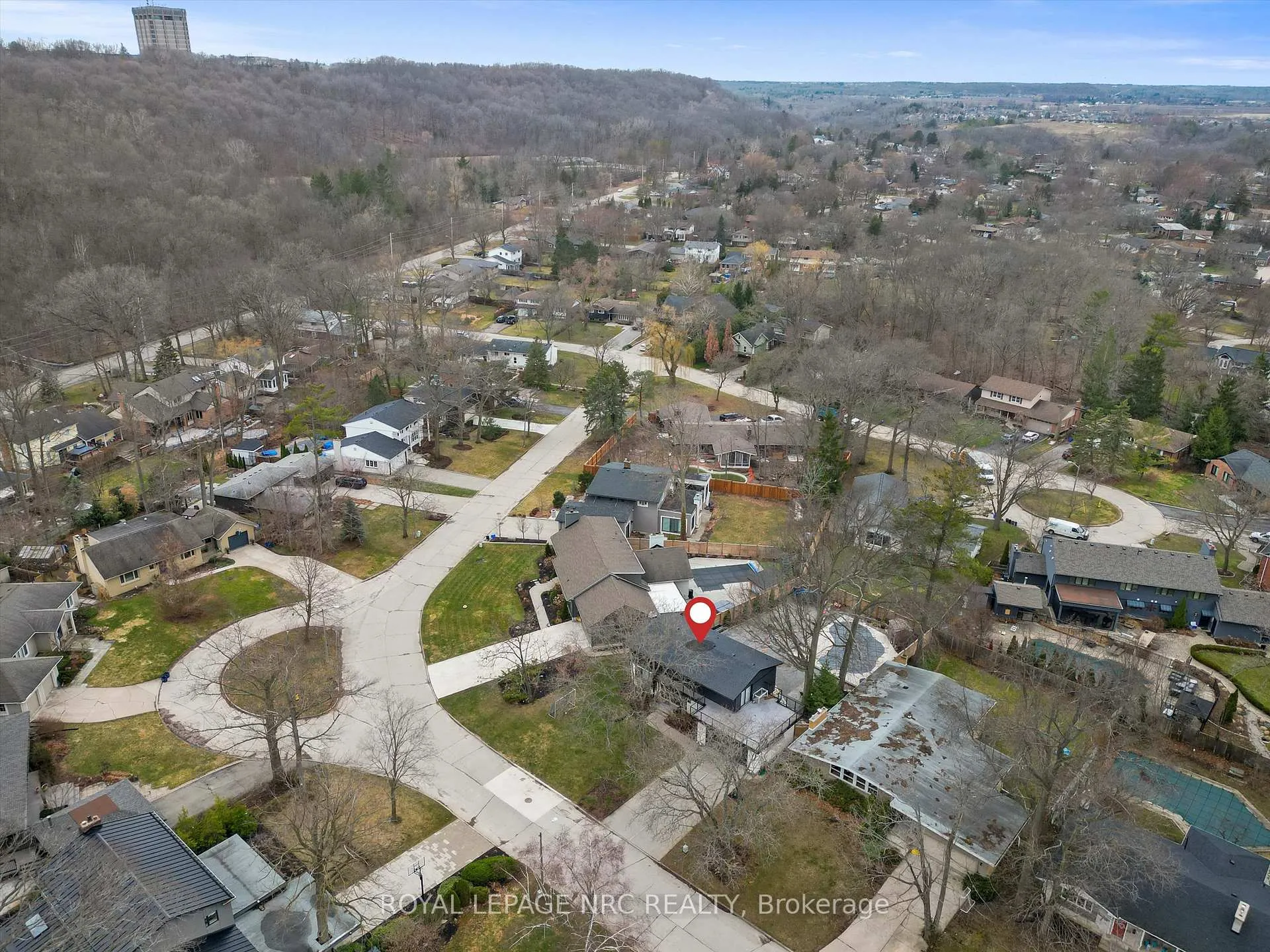 Photo 48 of 22 Briarfield Crescent, St. Catharines, Glendale/Glenridge — HOMEH