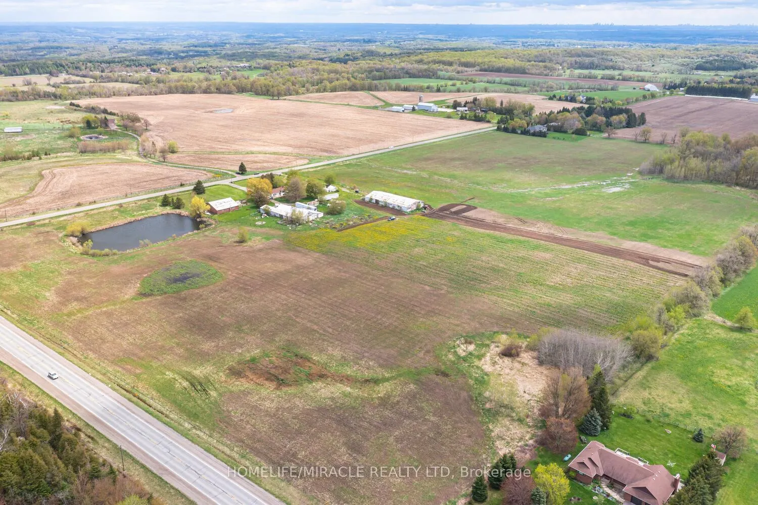 Photo 15 of 18330 Mountainview Road, Caledon, Rural Caledon — HOMEH