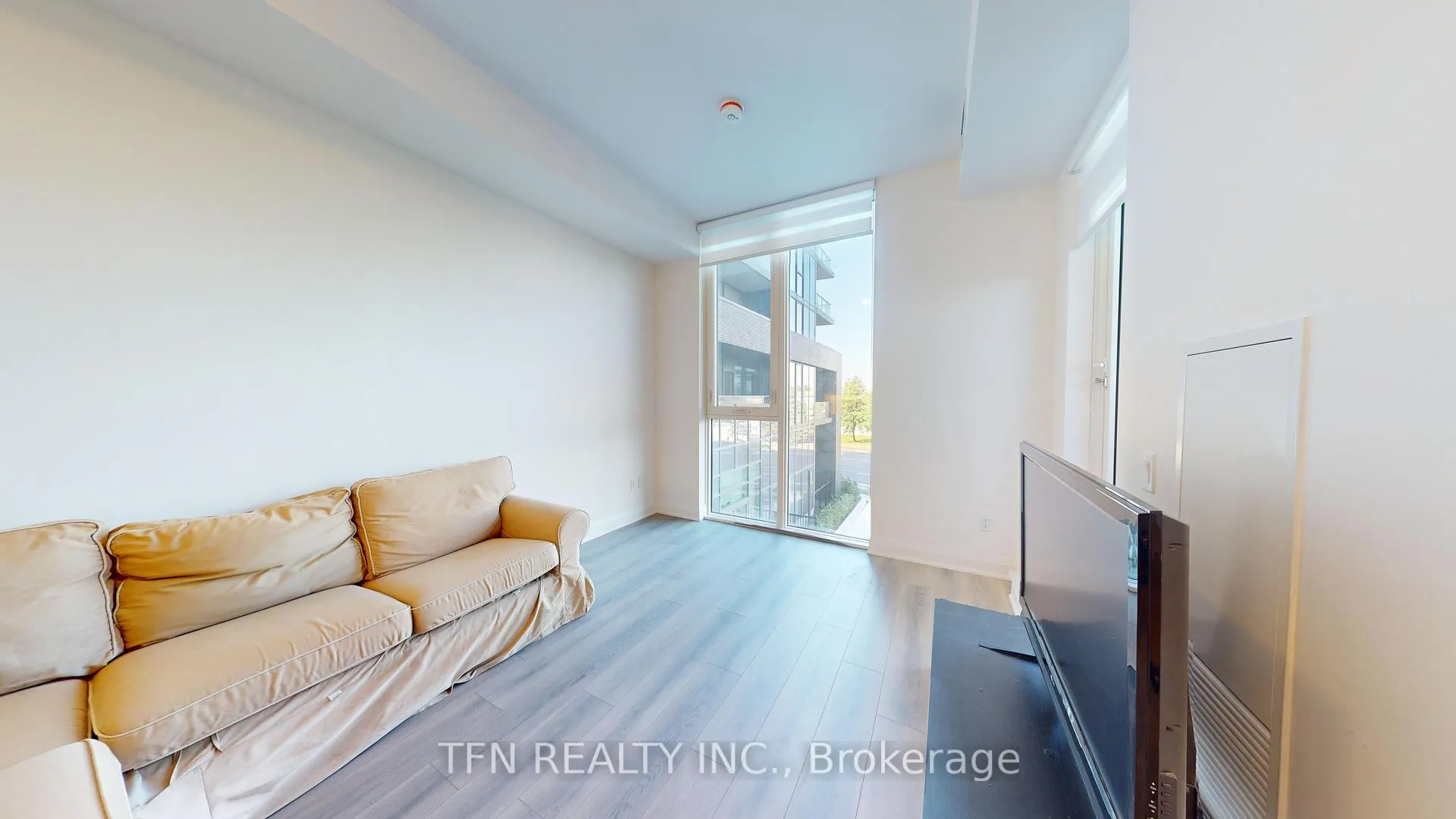 Photo 5 of Unit 209, 10 Gatineau Drive, Vaughan, Beverley Glen — HOMEH