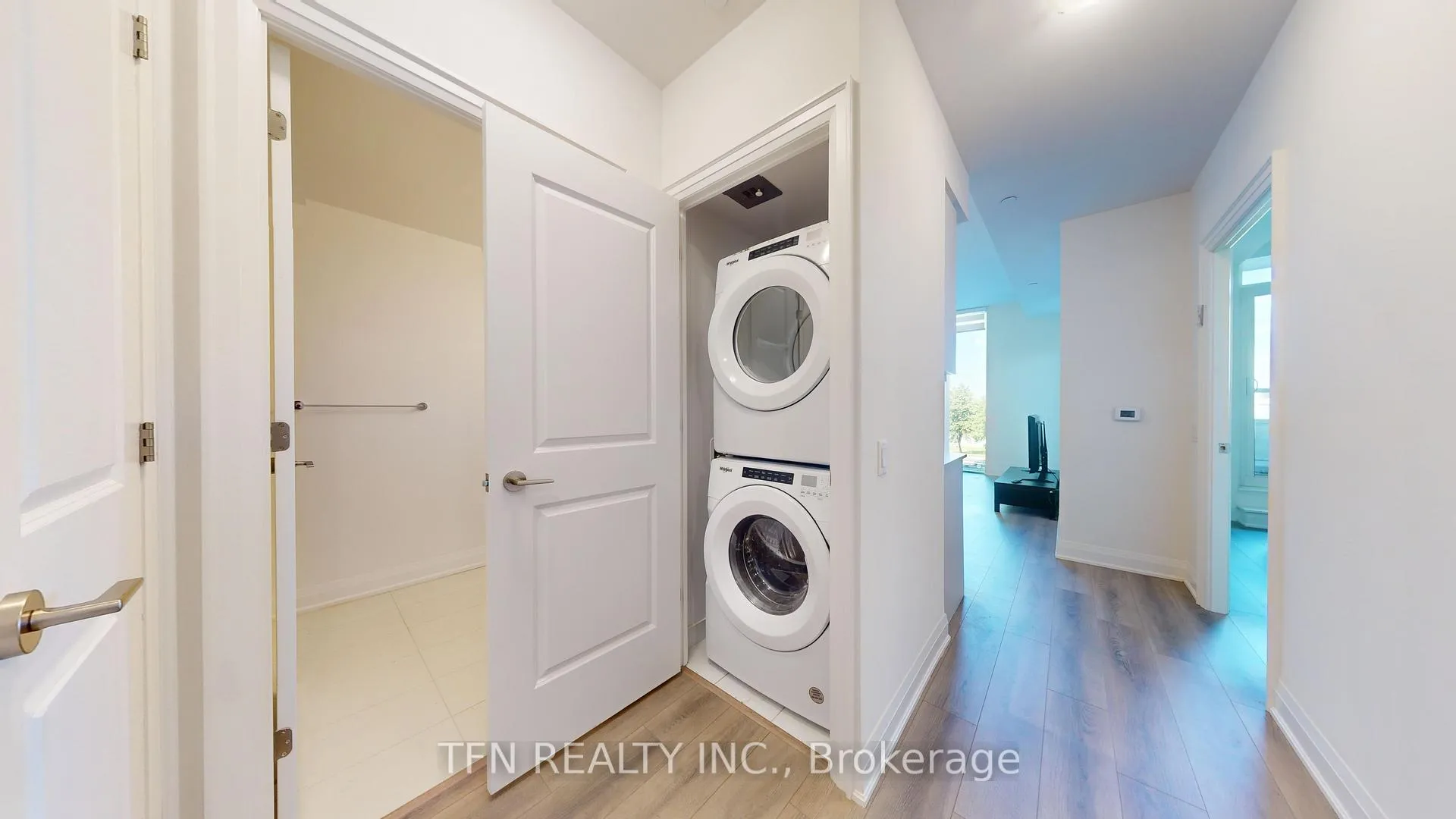 Photo 15 of Unit 209, 10 Gatineau Drive, Vaughan, Beverley Glen — HOMEH