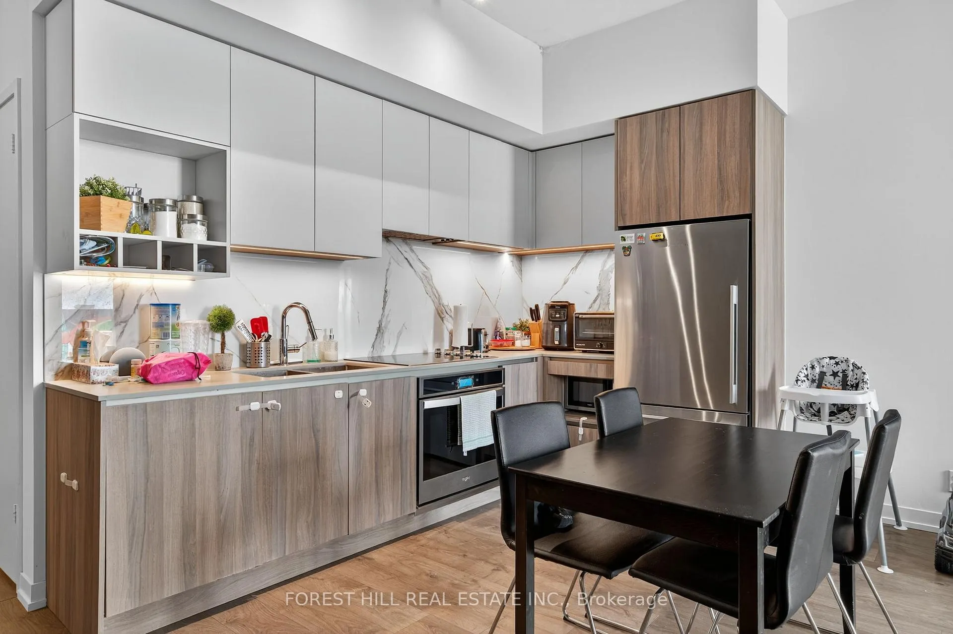 Photo 9 of Unit Th6, 9 Buttermill Avenue, Vaughan, Vaughan Corporate Centre — HOMEH