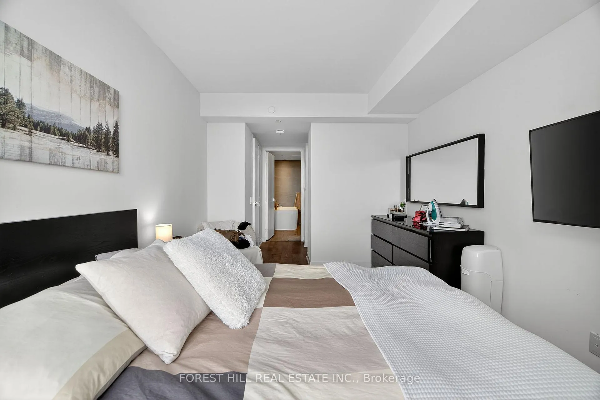 Photo 17 of Unit Th6, 9 Buttermill Avenue, Vaughan, Vaughan Corporate Centre — HOMEH