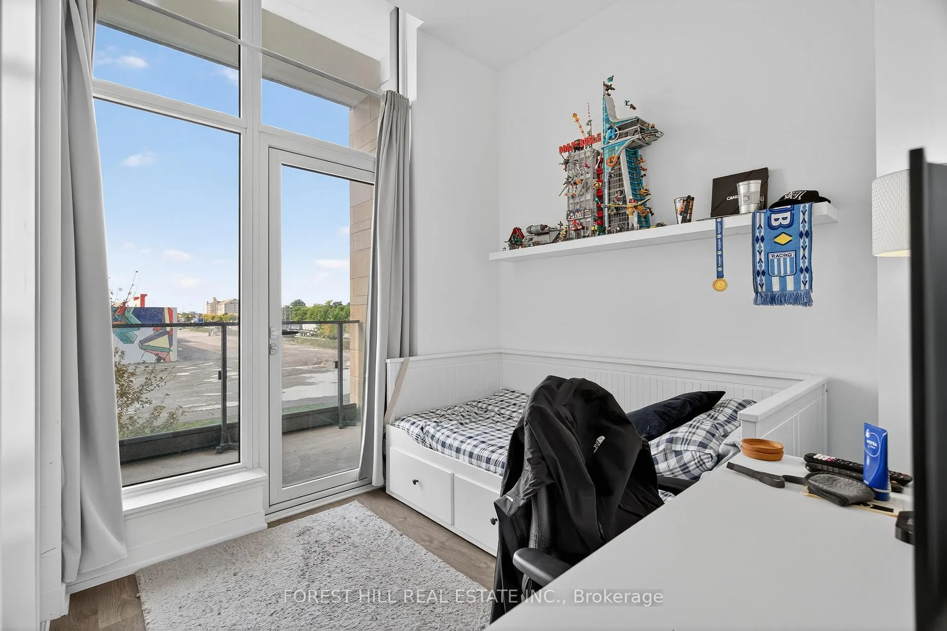 Photo 28 of Unit Th6, 9 Buttermill Avenue, Vaughan, Vaughan Corporate Centre — HOMEH