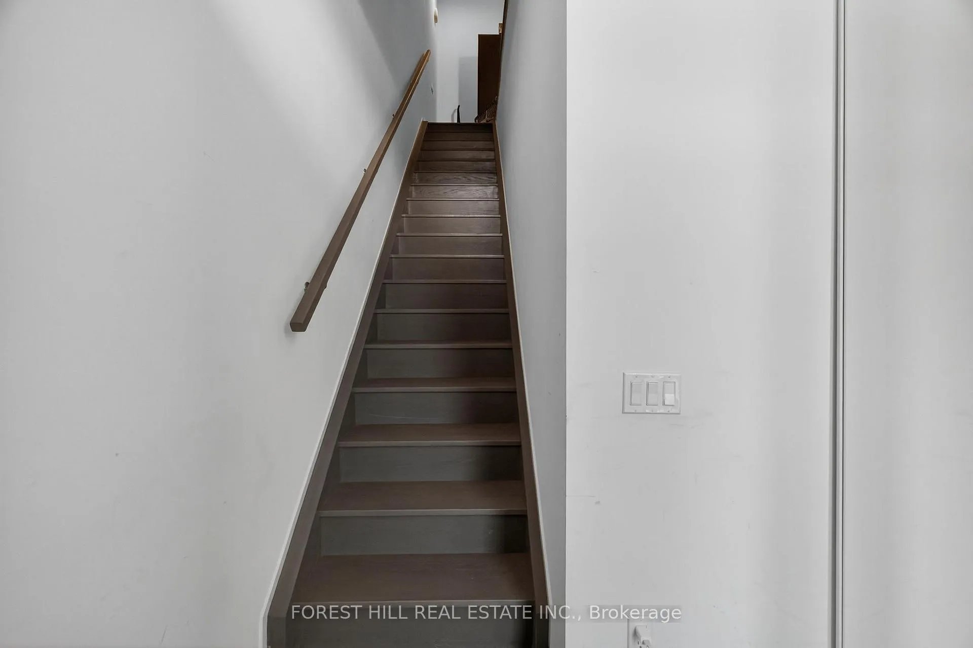 Photo 29 of Unit Th6, 9 Buttermill Avenue, Vaughan, Vaughan Corporate Centre — HOMEH