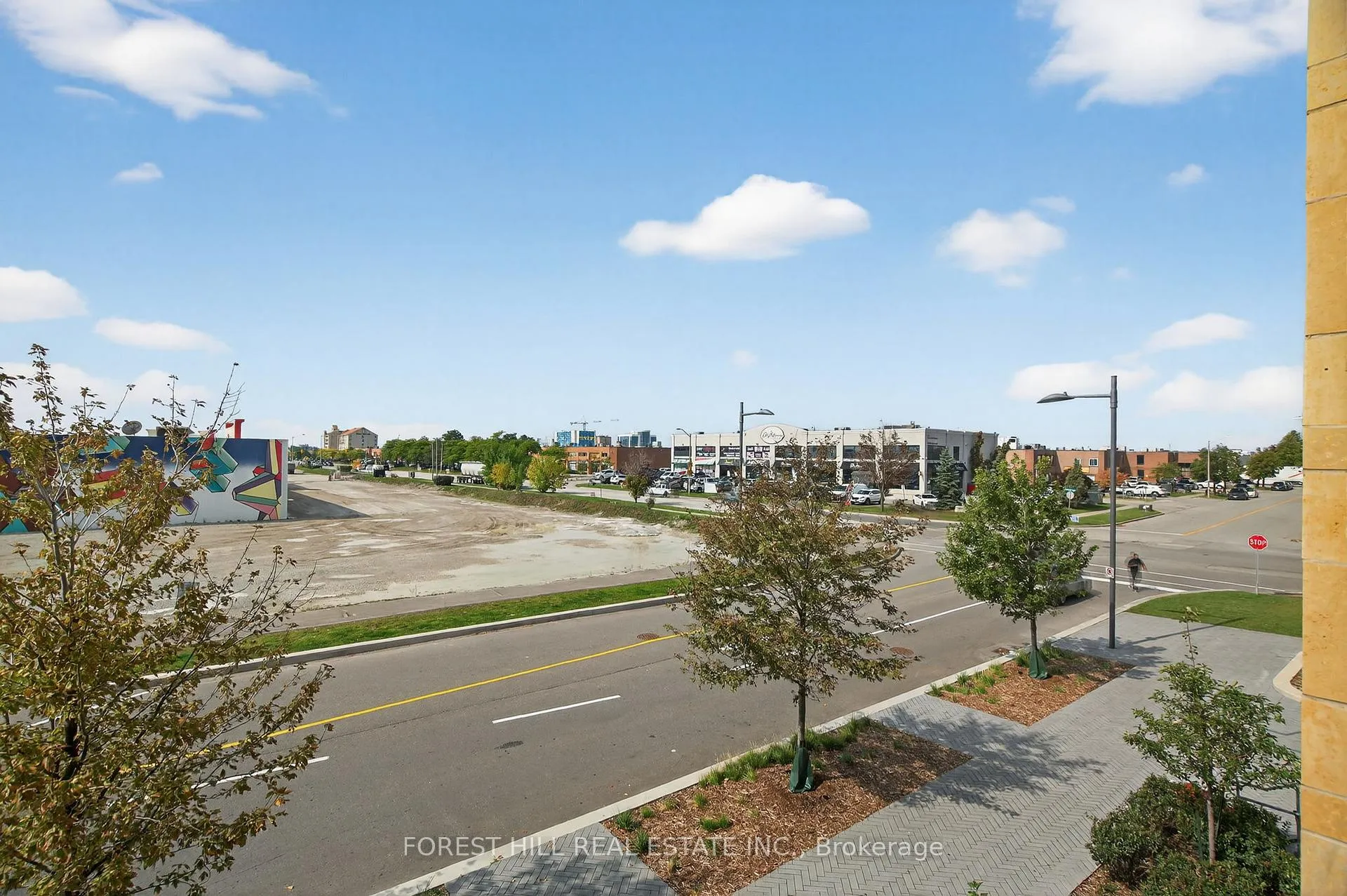 Photo 34 of Unit Th6, 9 Buttermill Avenue, Vaughan, Vaughan Corporate Centre — HOMEH