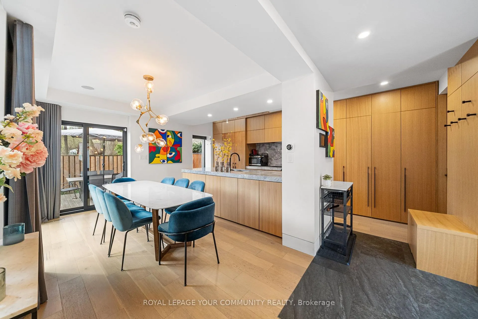 Photo 3 of 296 Elm Road, Toronto, Bedford Park-Nortown — HOMEH