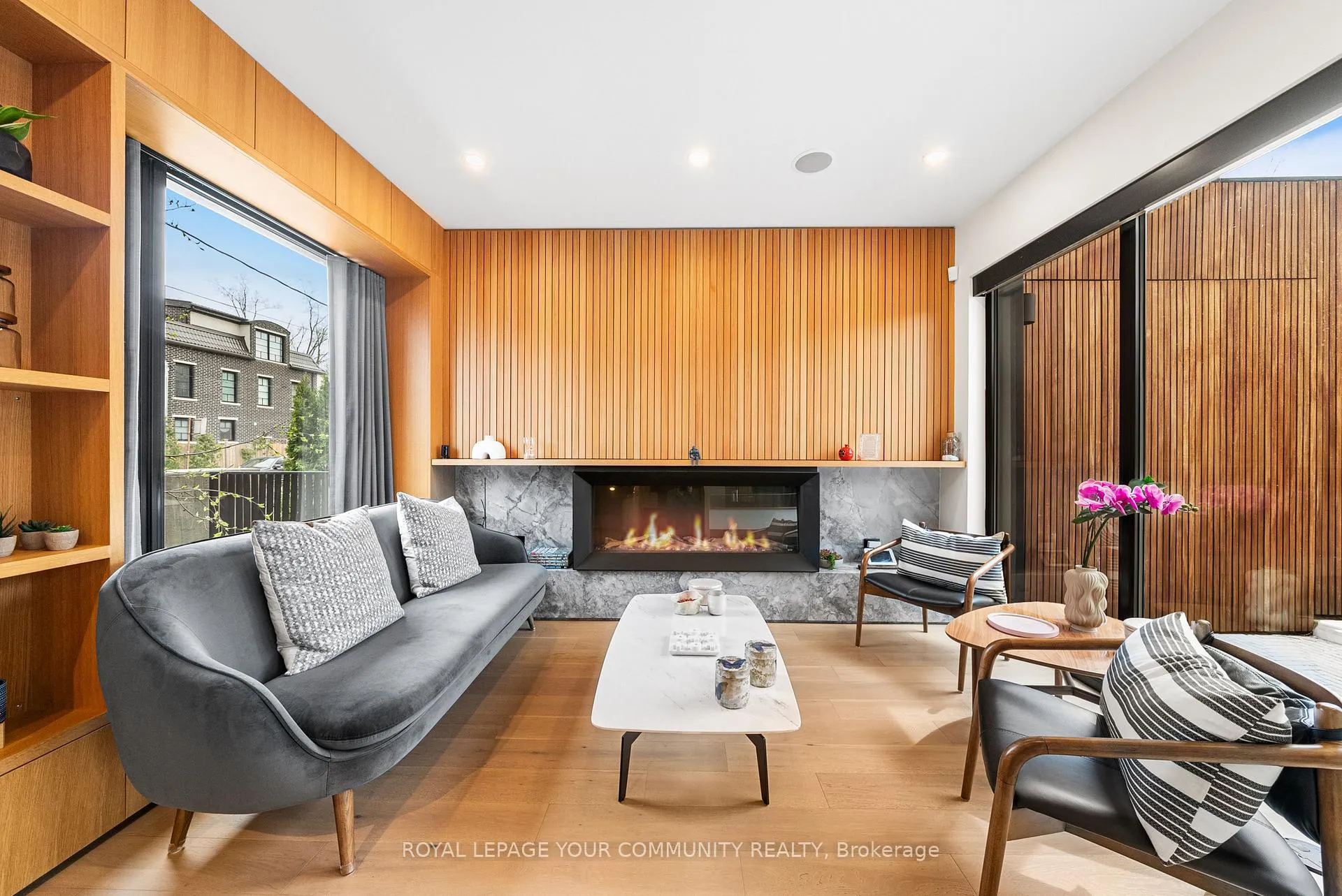Photo 11 of 296 Elm Road, Toronto, Bedford Park-Nortown — HOMEH