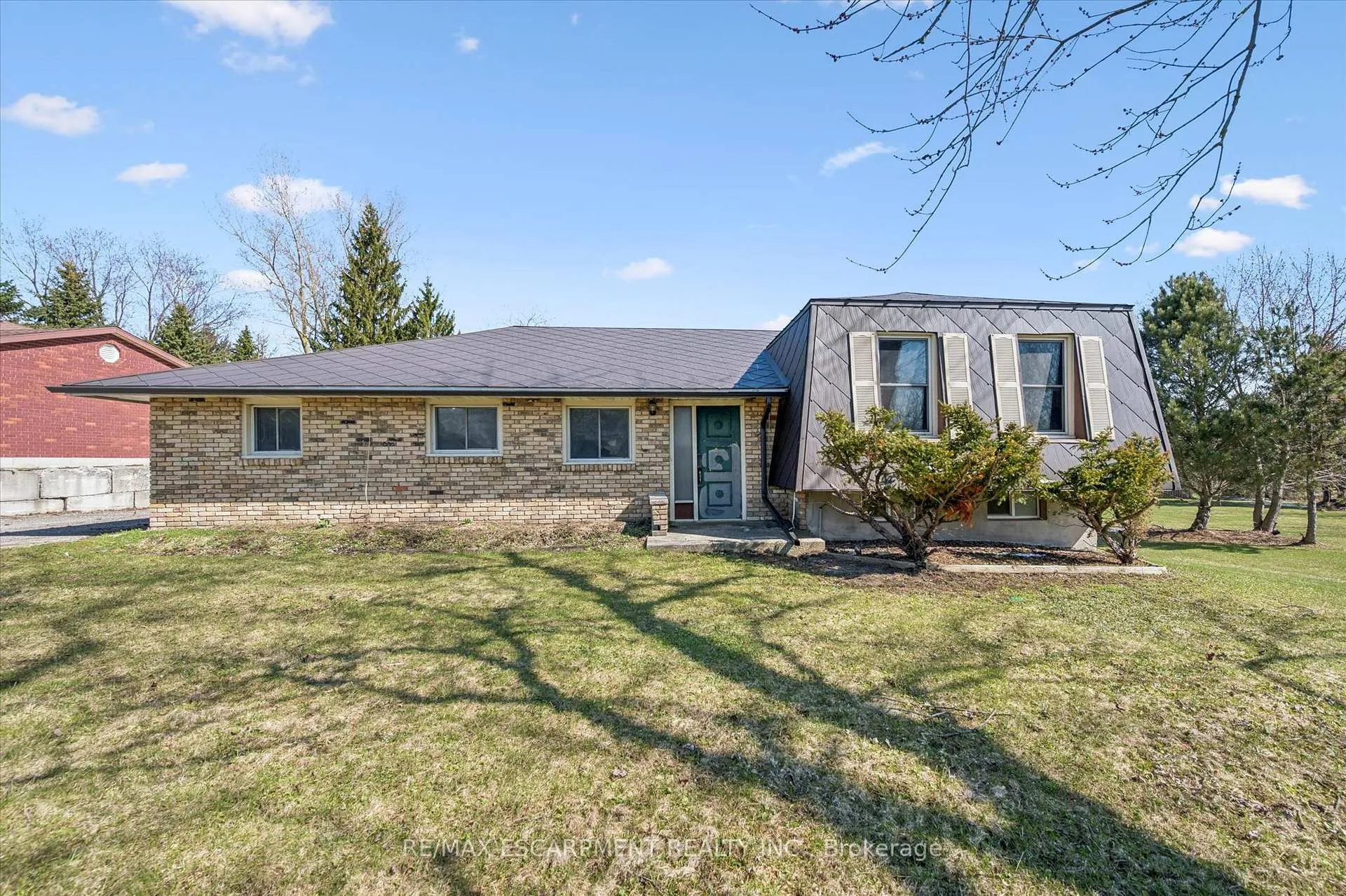Photo 1 of 215 King Street, Minto — HOMEH